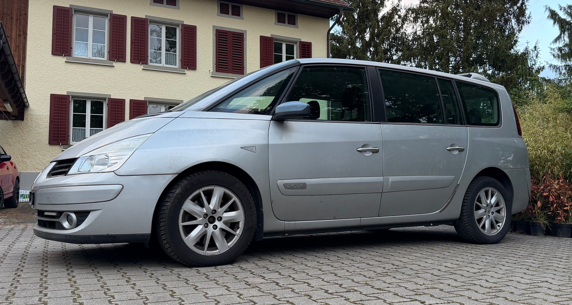 RENAULT Espace 2.0 dCi Expression Automatic-image-2
