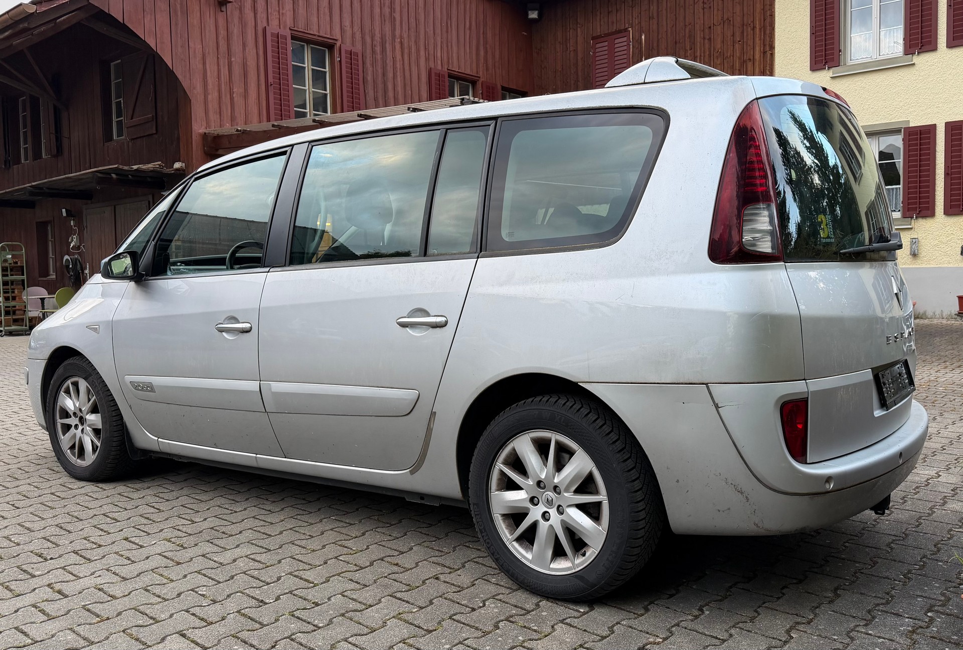 RENAULT Espace 2.0 dCi Expression Automatic-image-3