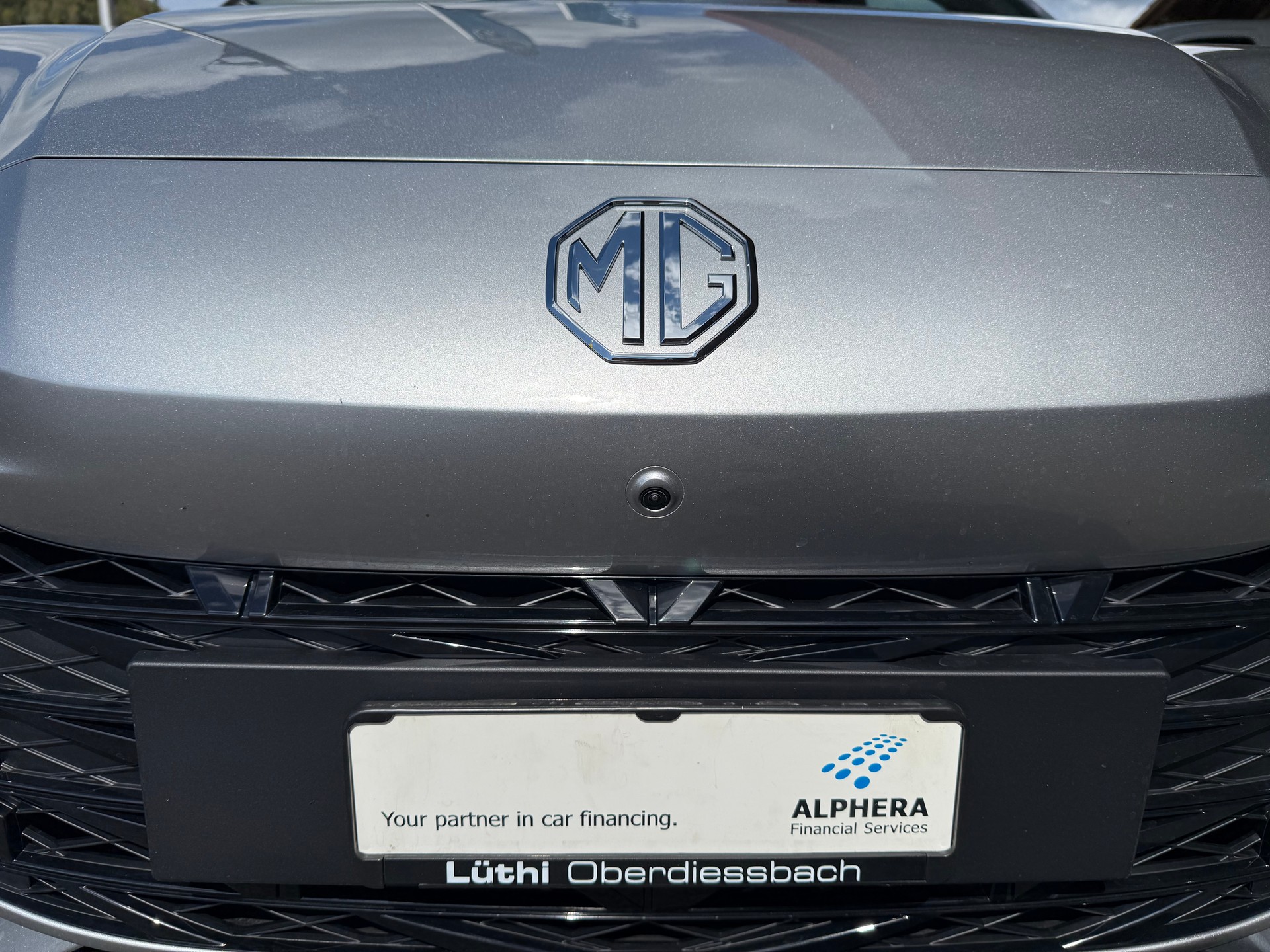 MG 3 1.5 Hybrid Luxury Aut.-image-2