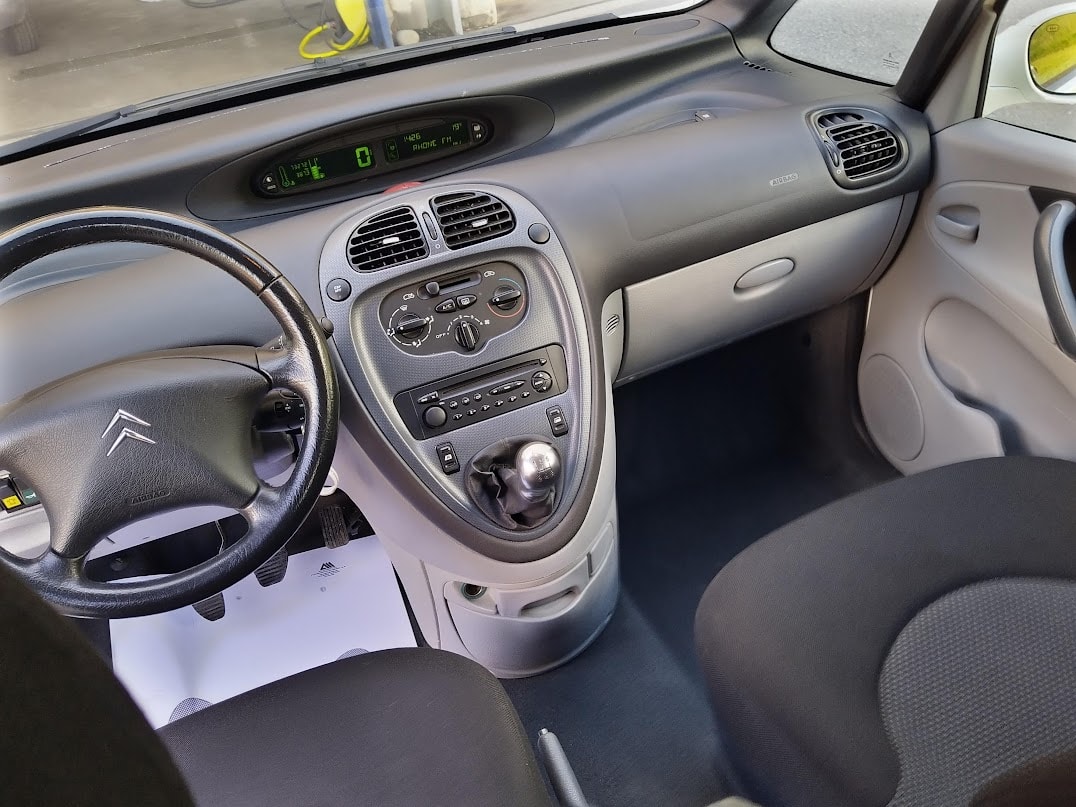 CITROEN 1.6 HDi 110 Exclusive-image-7