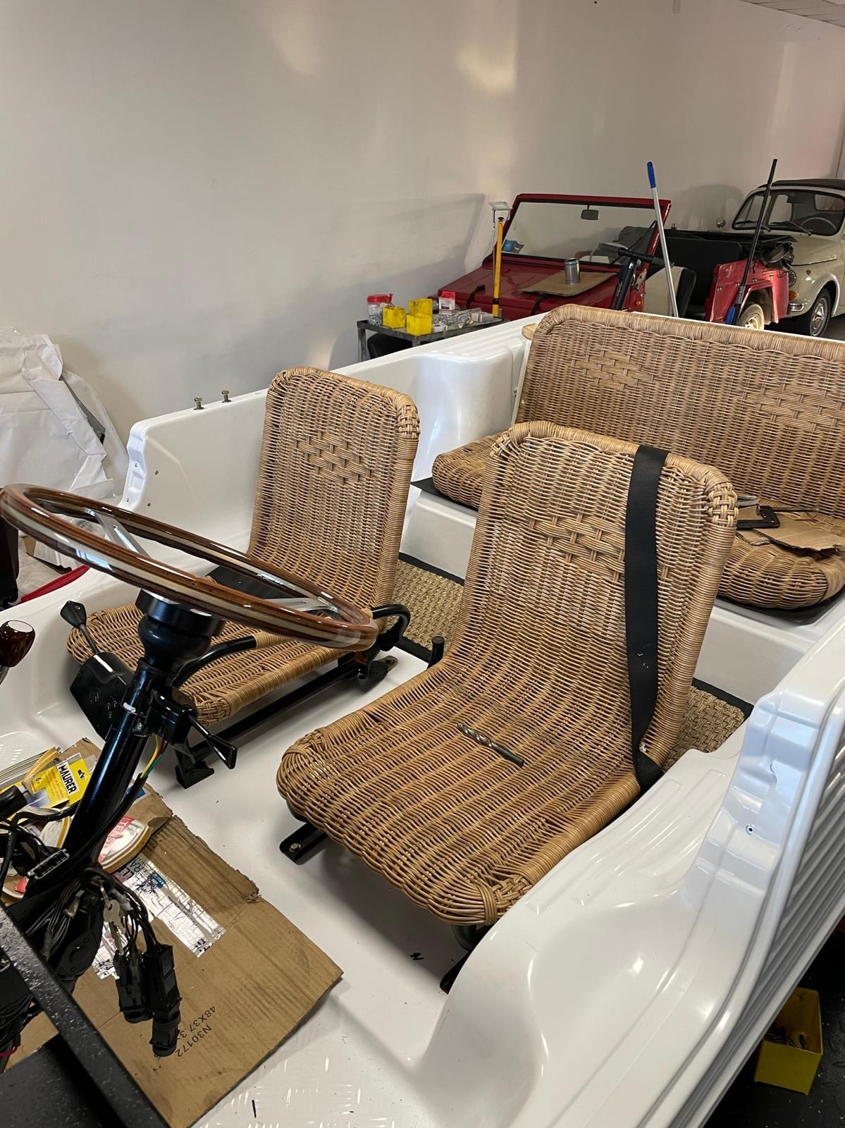 CITROEN Ayca-showroom-element-2