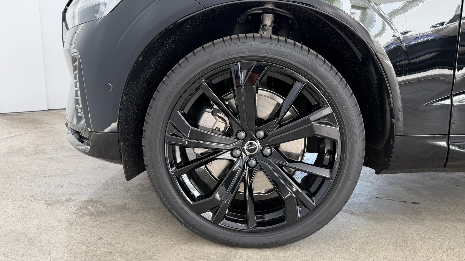 VOLVO XC60 2.0 T6 TE Black Edition e-image-7