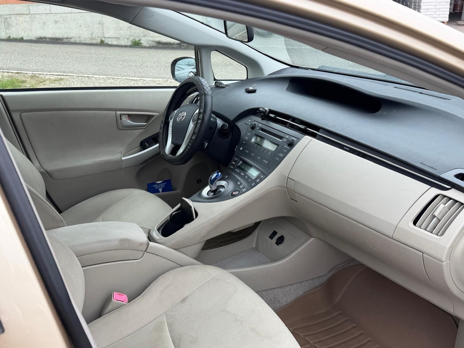 TOYOTA Prius 1.5 16V Hybrid-image-4