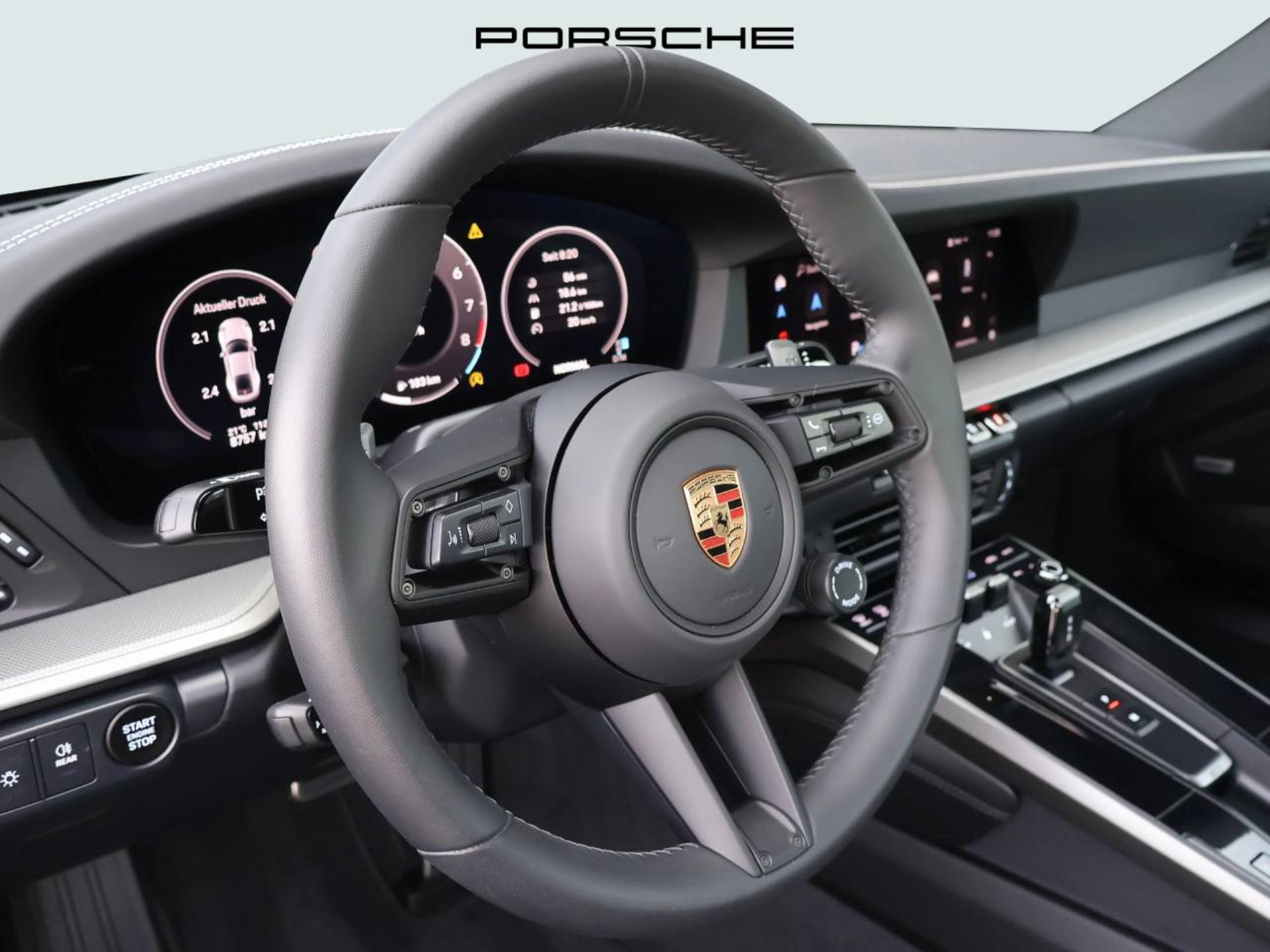 PORSCHE 911 Carrera-image-14