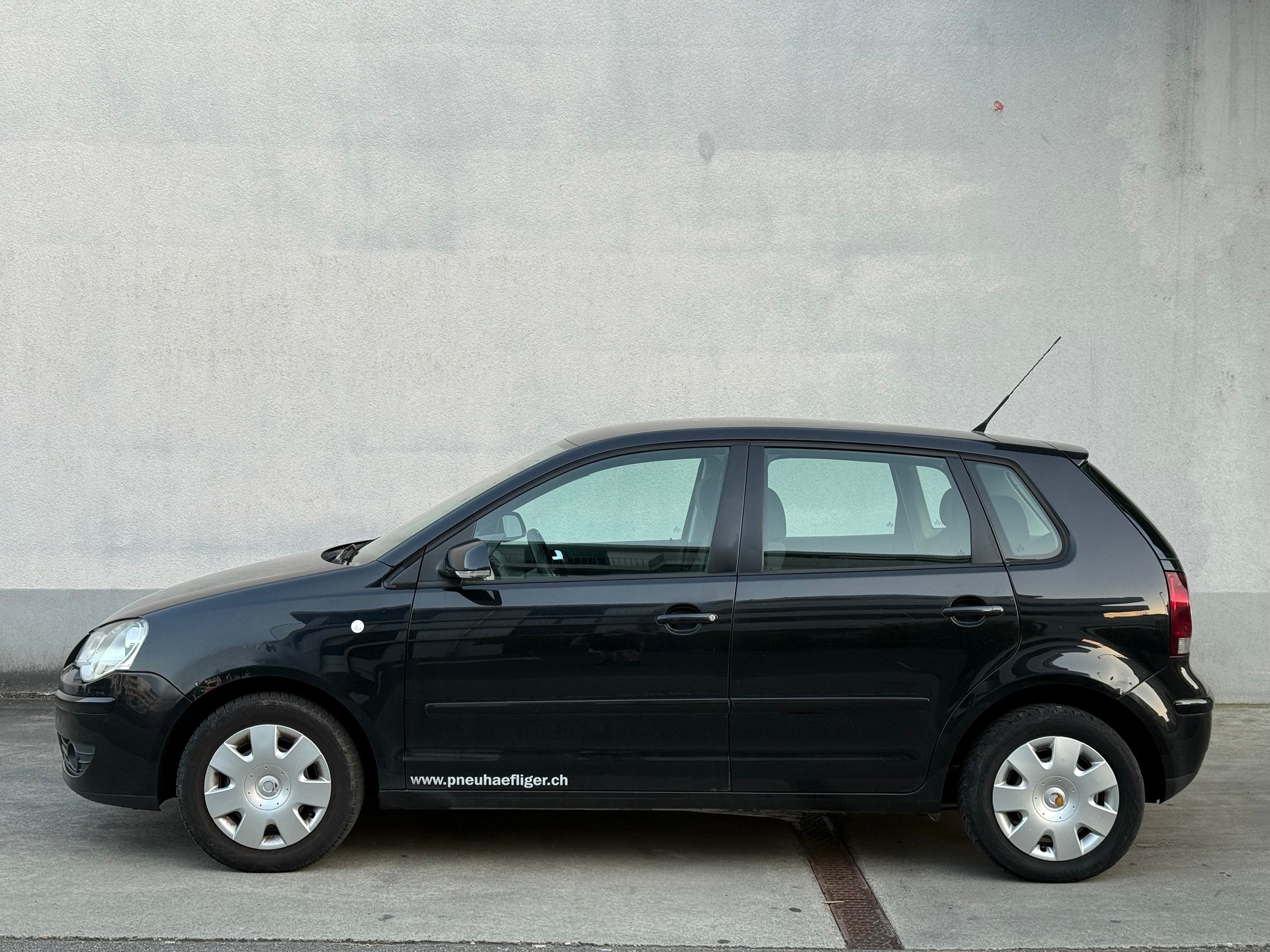 VW Polo 1.4 16V Sportline-showroom-element-1