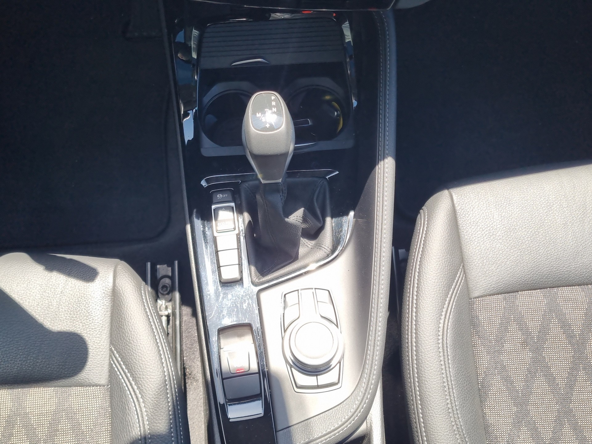 BMW X1 xDrive 25e xLine Steptronic-image-16