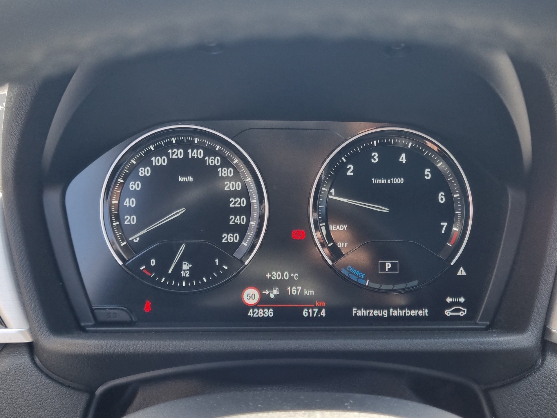 BMW X1 xDrive 25e xLine Steptronic-image-14