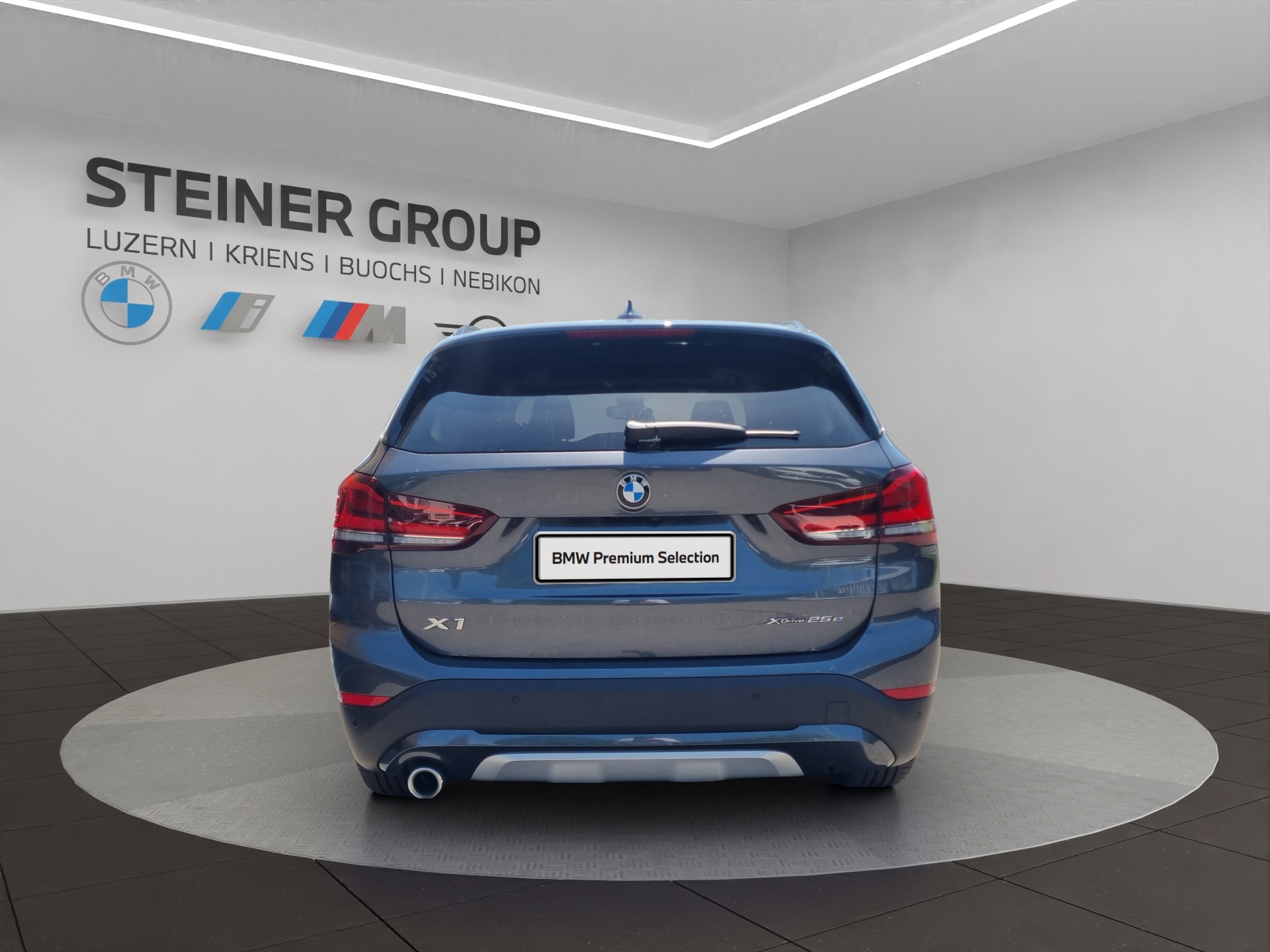 BMW X1 xDrive 25e xLine Steptronic-image-5