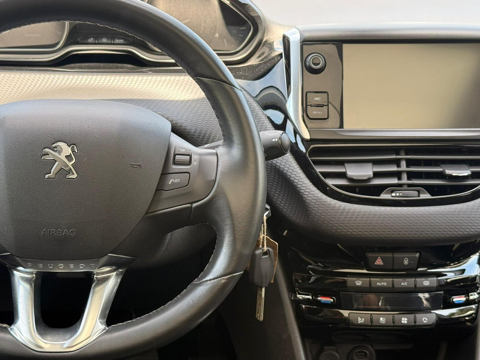 PEUGEOT 2008 1.6 VTI Active-image-13