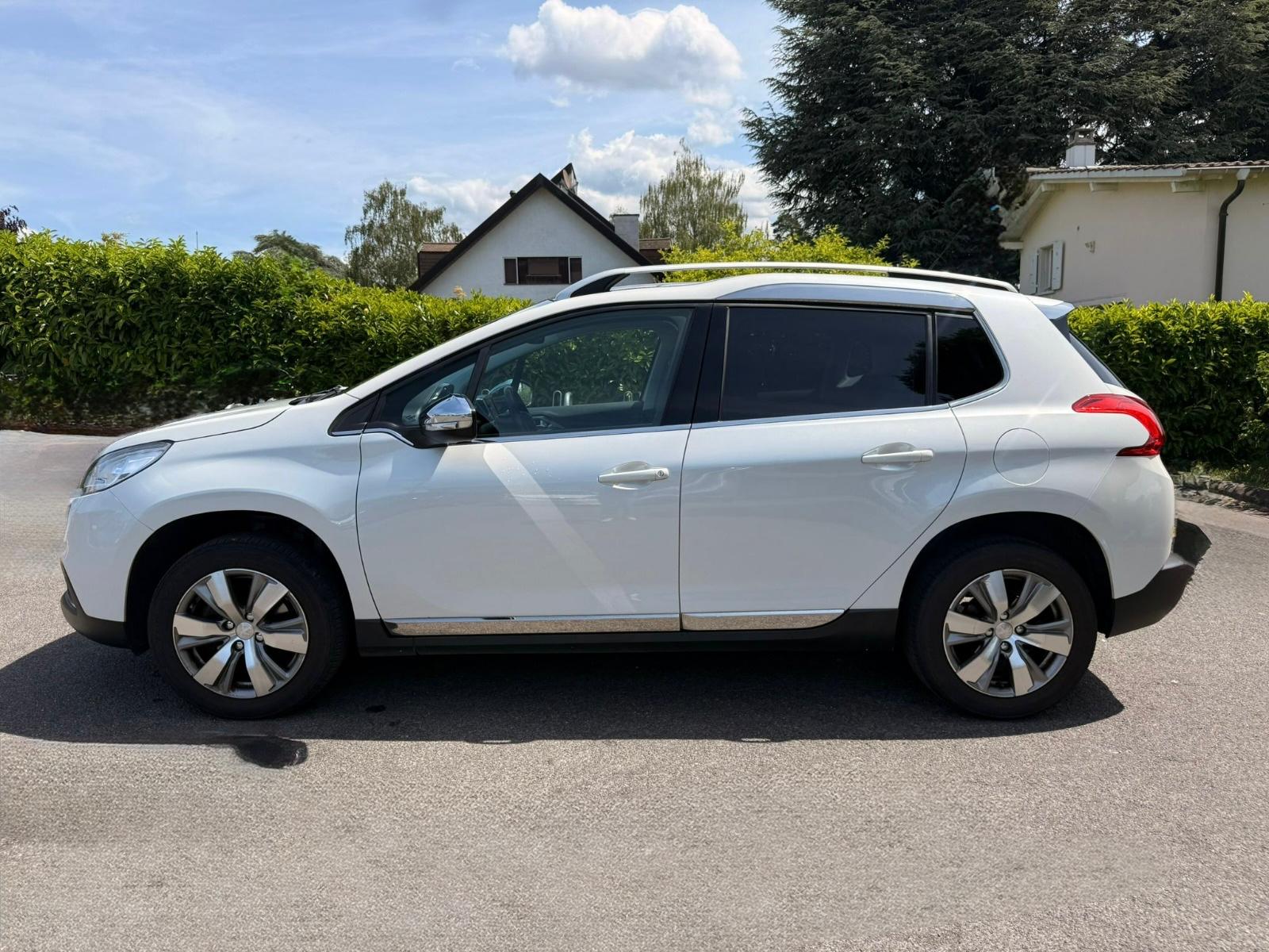 PEUGEOT 2008 1.6 VTI Active-showroom-element-2