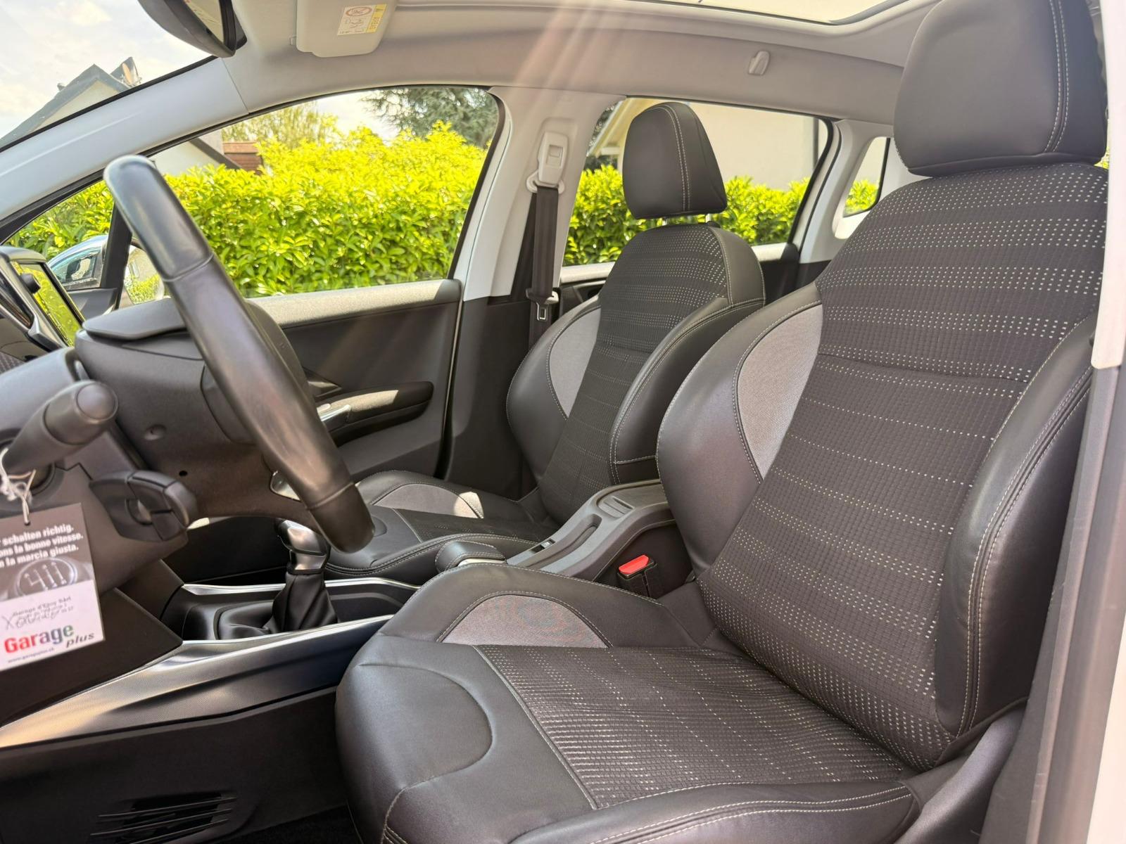PEUGEOT 2008 1.6 VTI Active-image-17