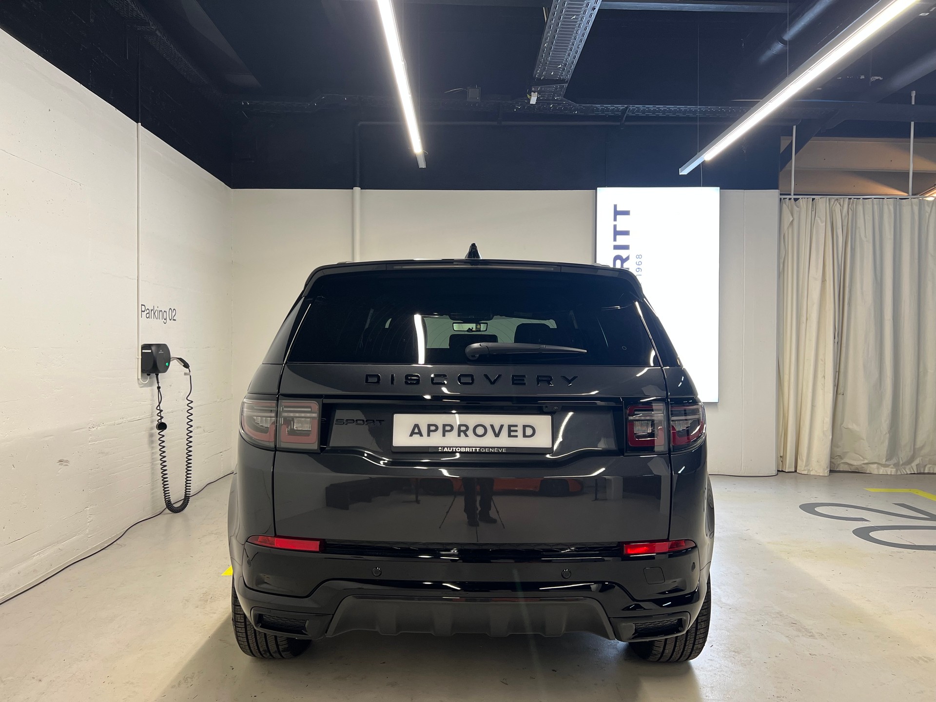 LAND ROVER Discovery Sport 1.5 T 270e Landmark-image-8