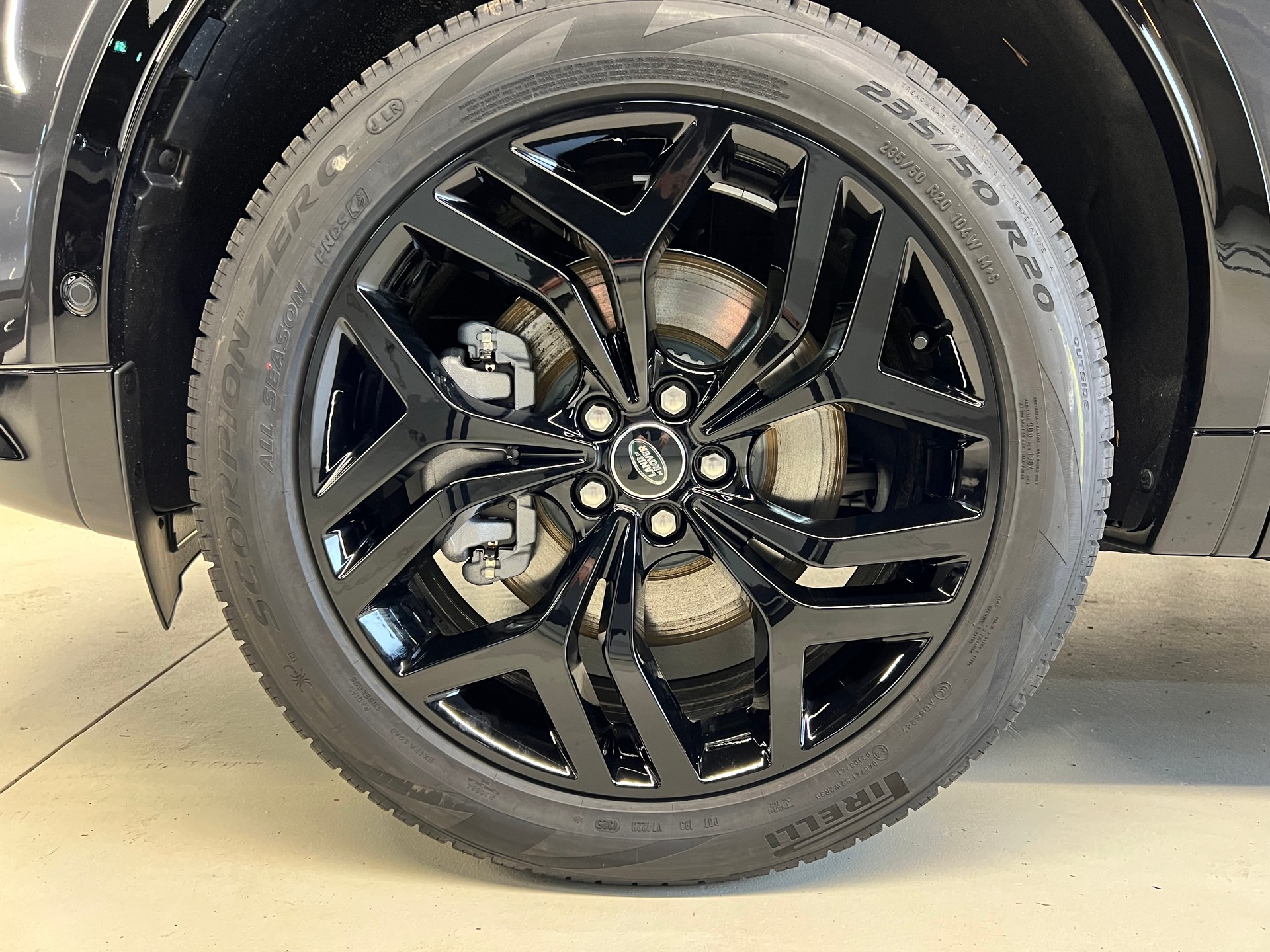 LAND ROVER Discovery Sport 1.5 T 270e Landmark-image-10