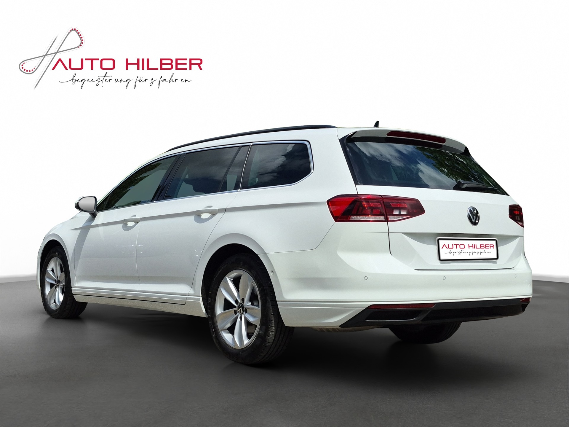 VW Passat 2.0 TDI BMT Business 4Motion DSG *Anhängerkupplung, Massagesitze*-image-3