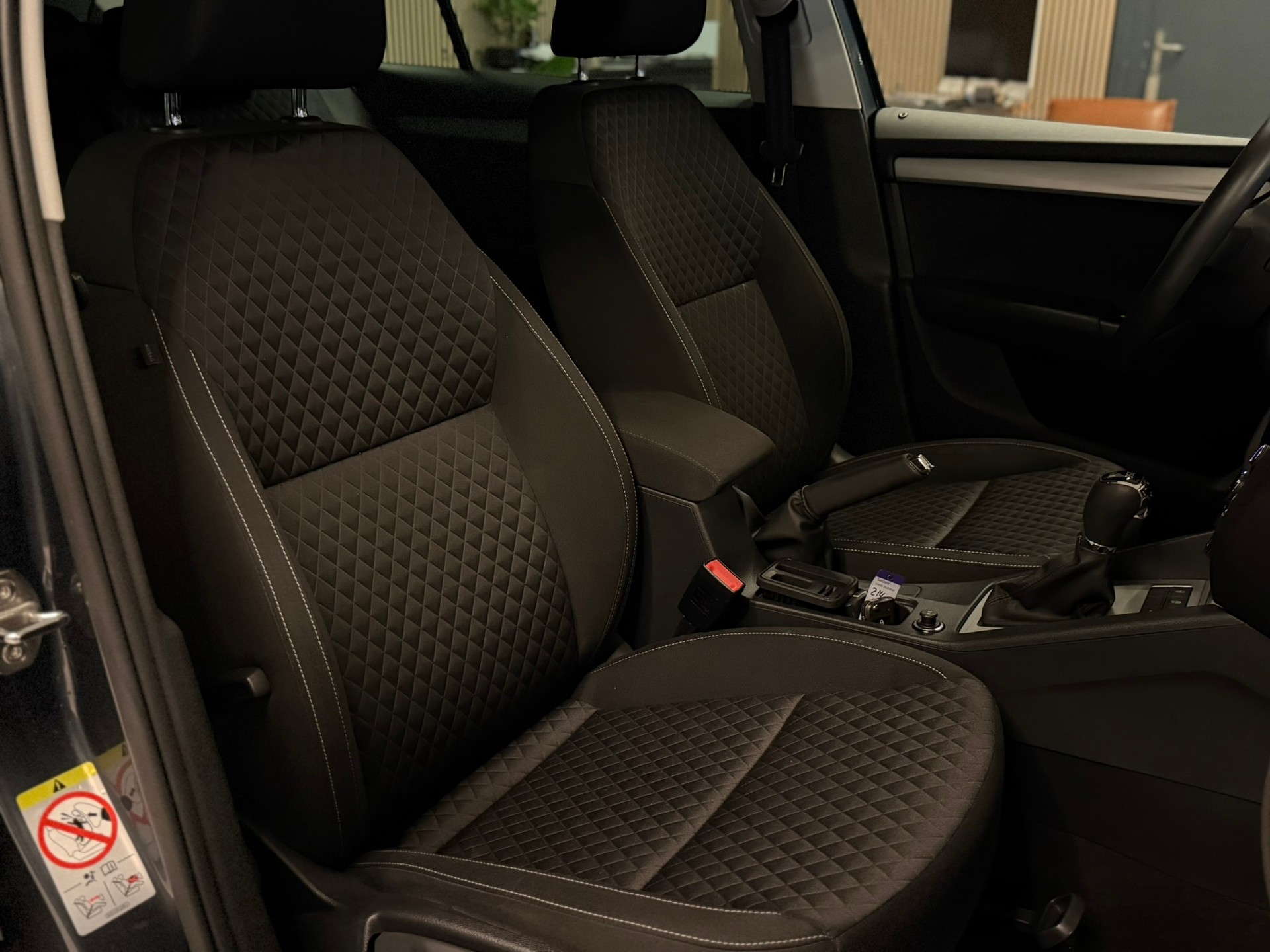 SKODA Octavia Combi 1.8 TSI Ambition 4x4 DSG-image-14