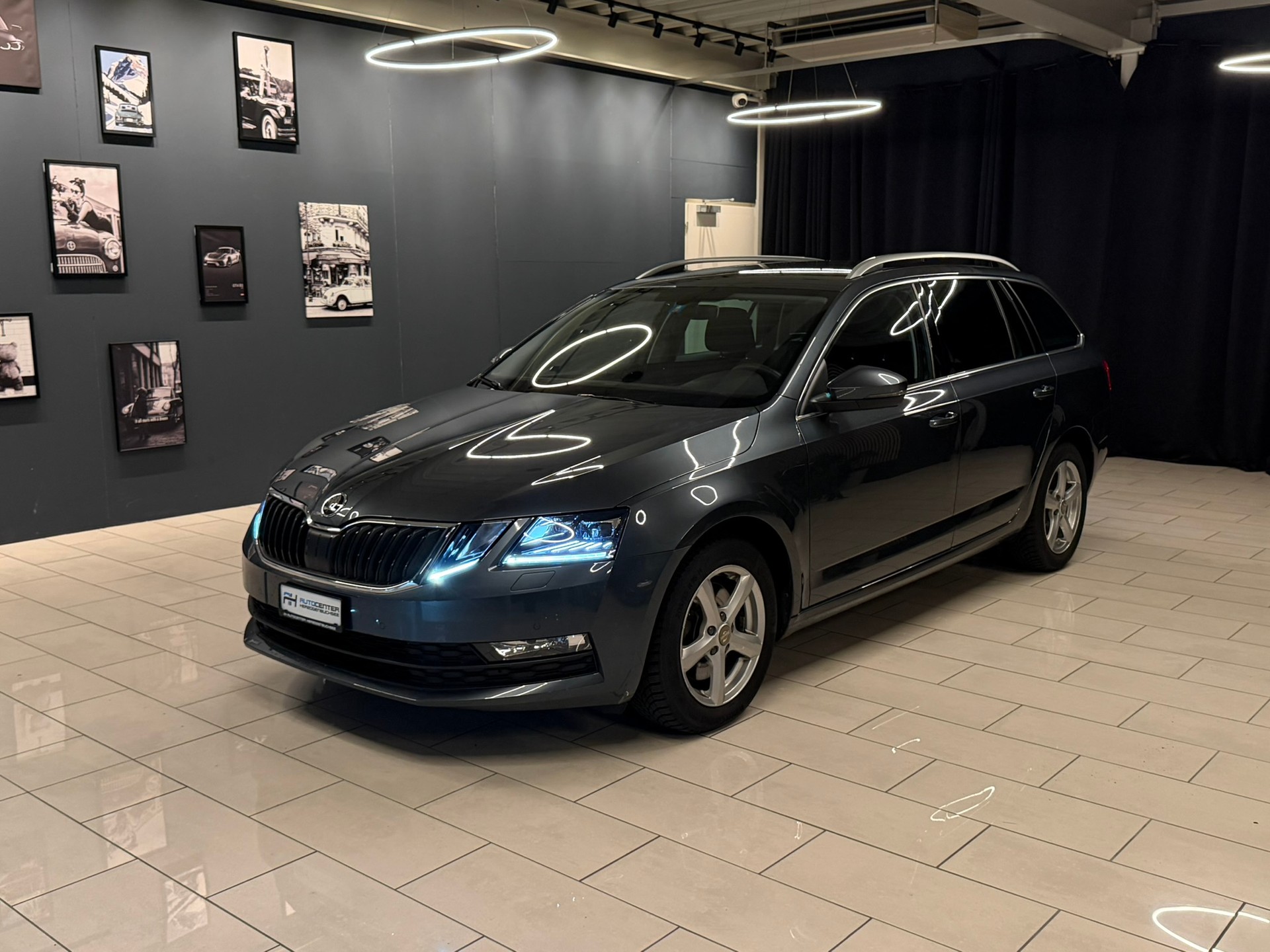 SKODA Octavia Combi 1.8 TSI Ambition 4x4 DSG-showroom-element-2