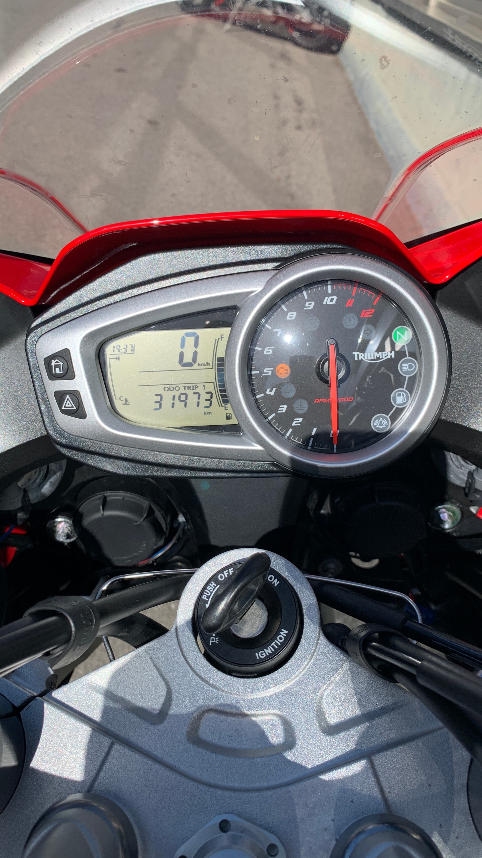 TRIUMPH Tiger Sport 1050 ABS-image-4