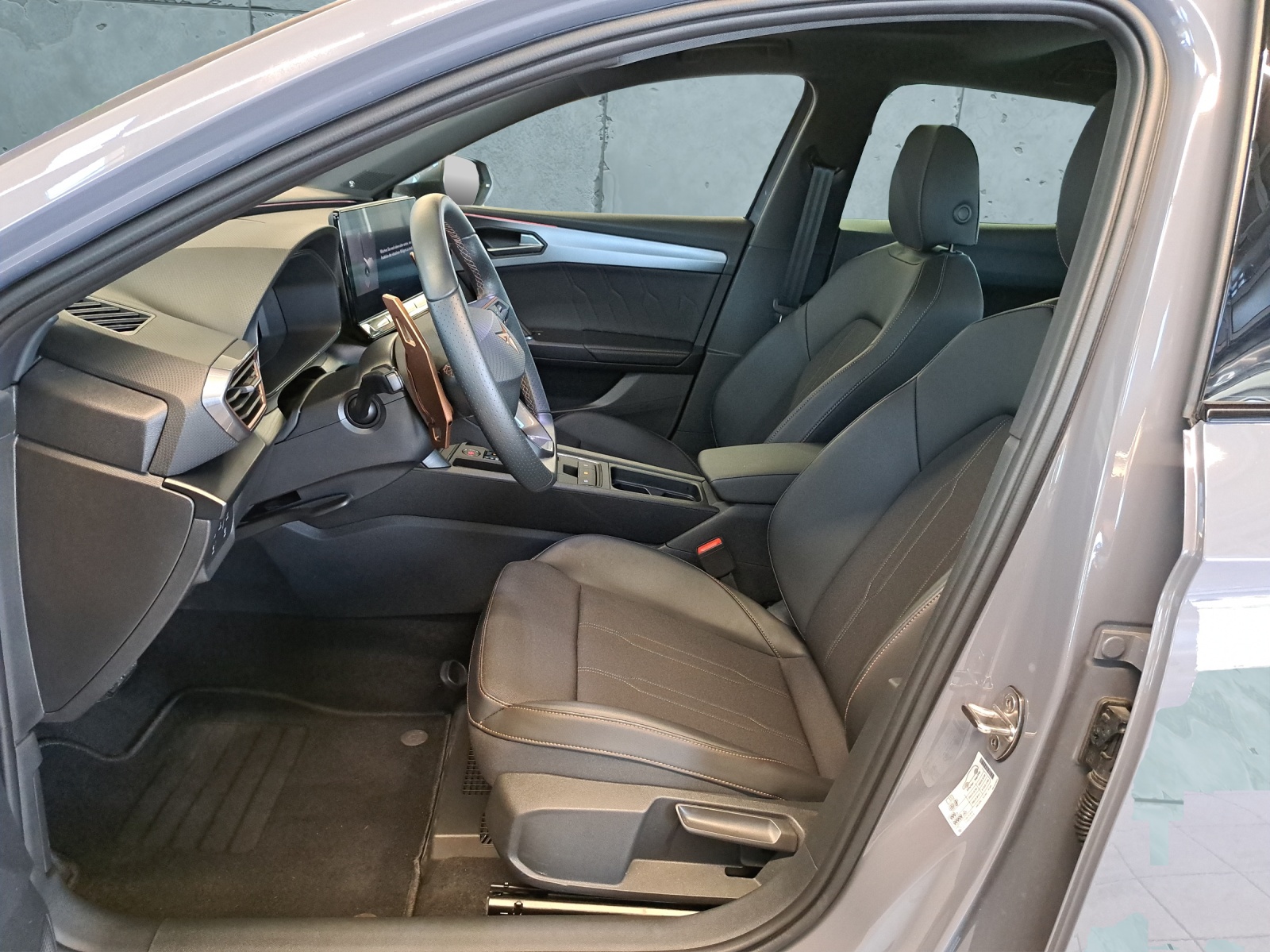 CUPRA Leon 2.0 TSI DSG-image-9