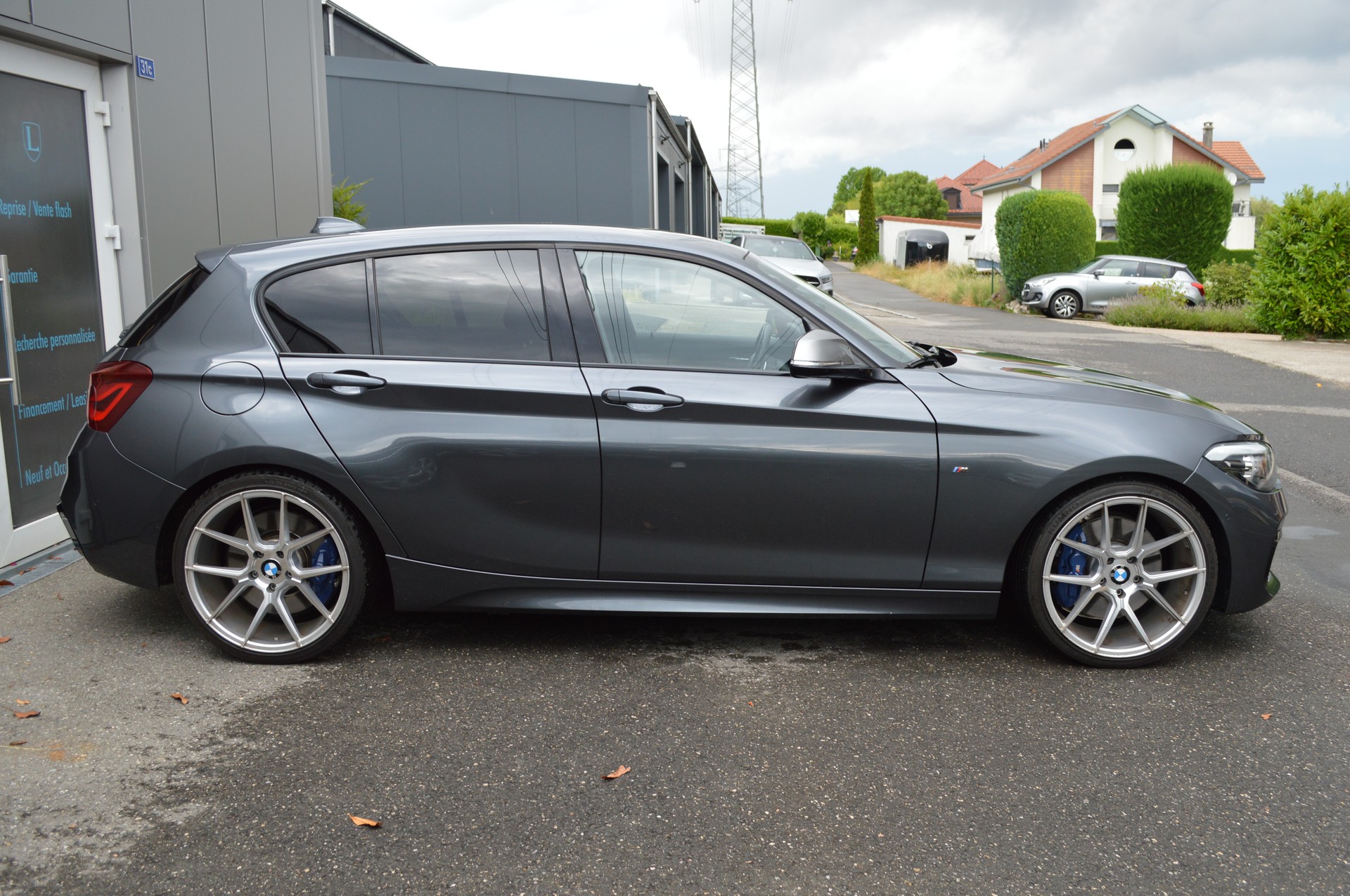 BMW M140i xDrive Steptronic-showroom-element-3