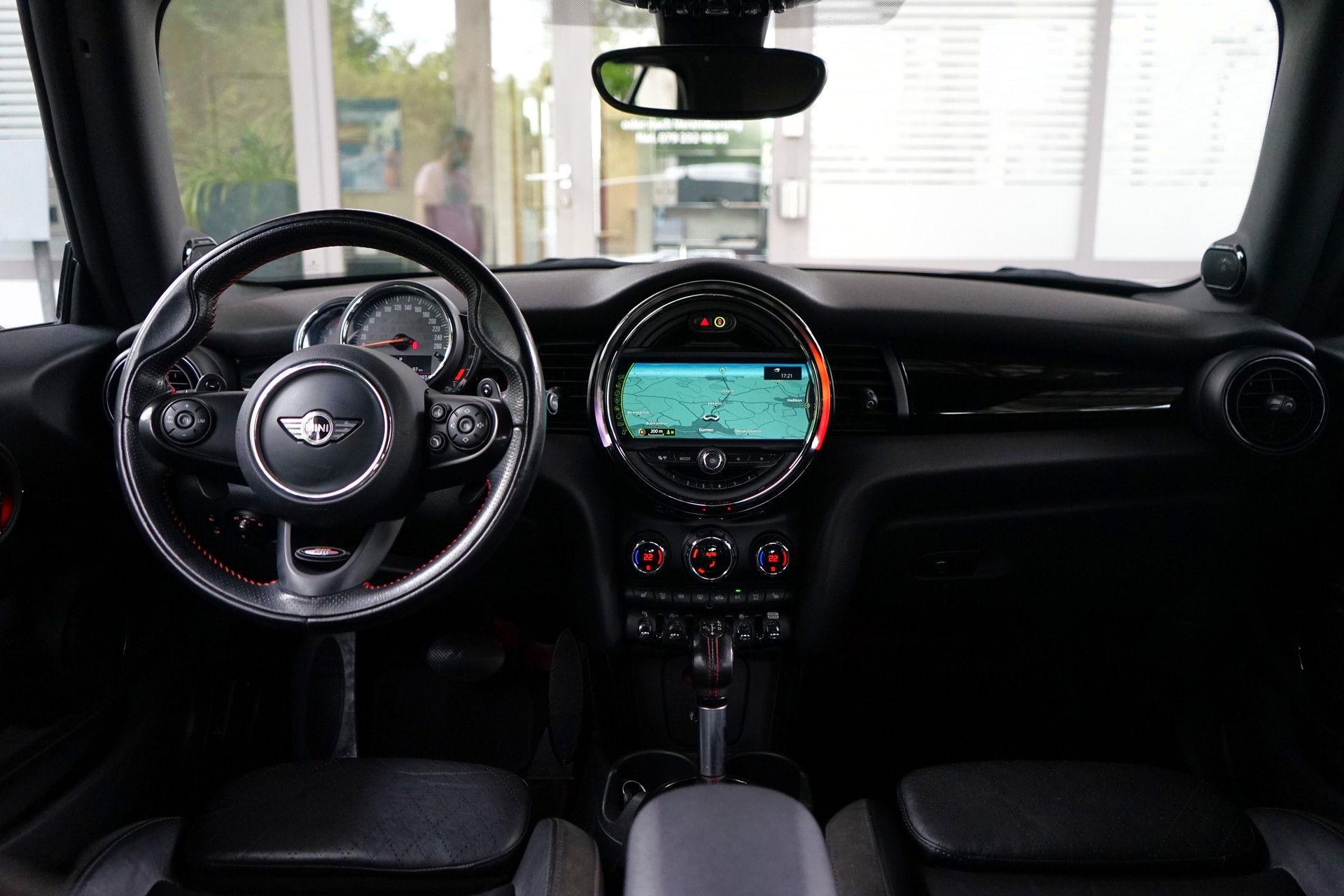 MINI Cooper S Cabriolet Steptronic-image-5