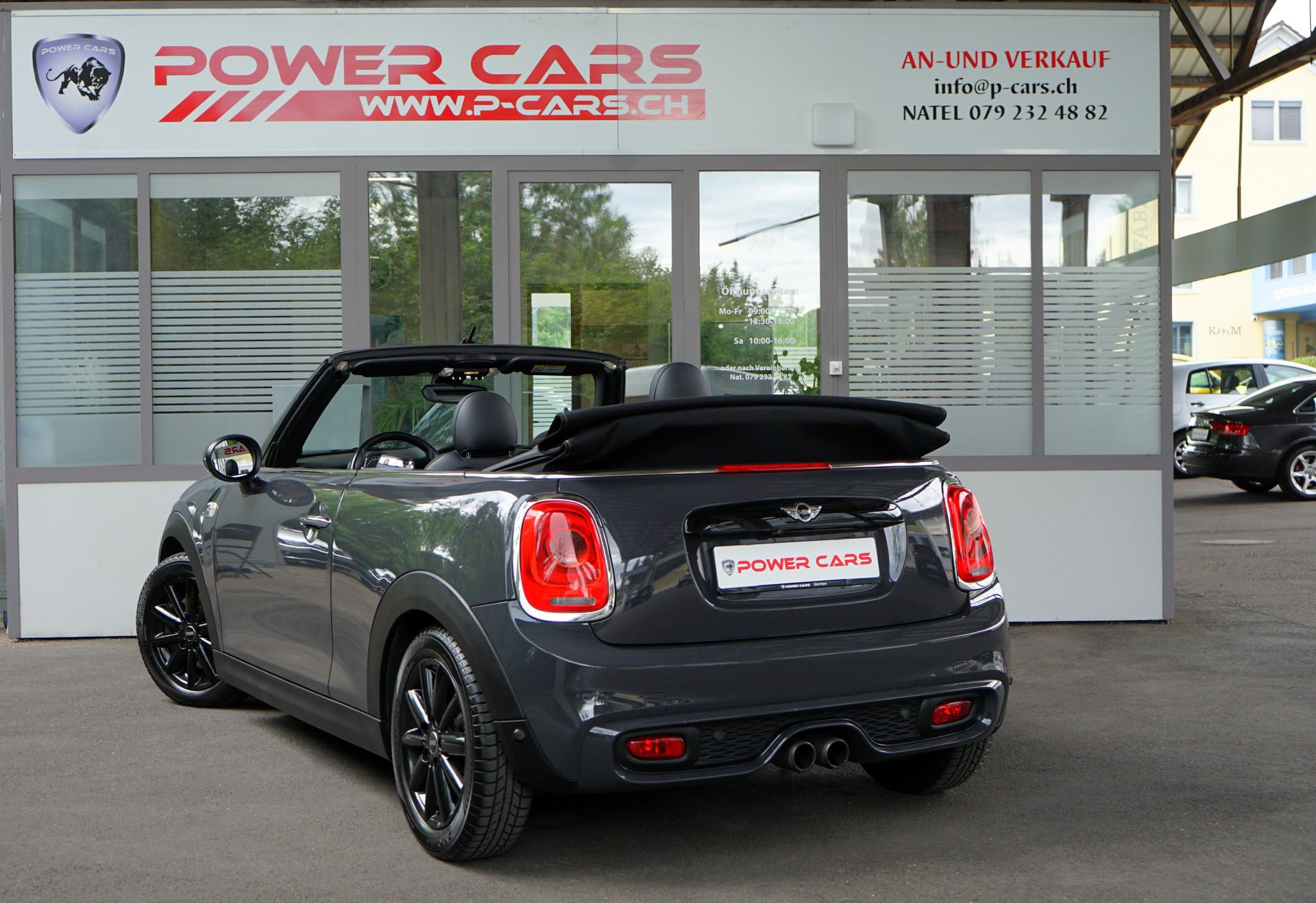 MINI Cooper S Cabriolet Steptronic-showroom-element-2