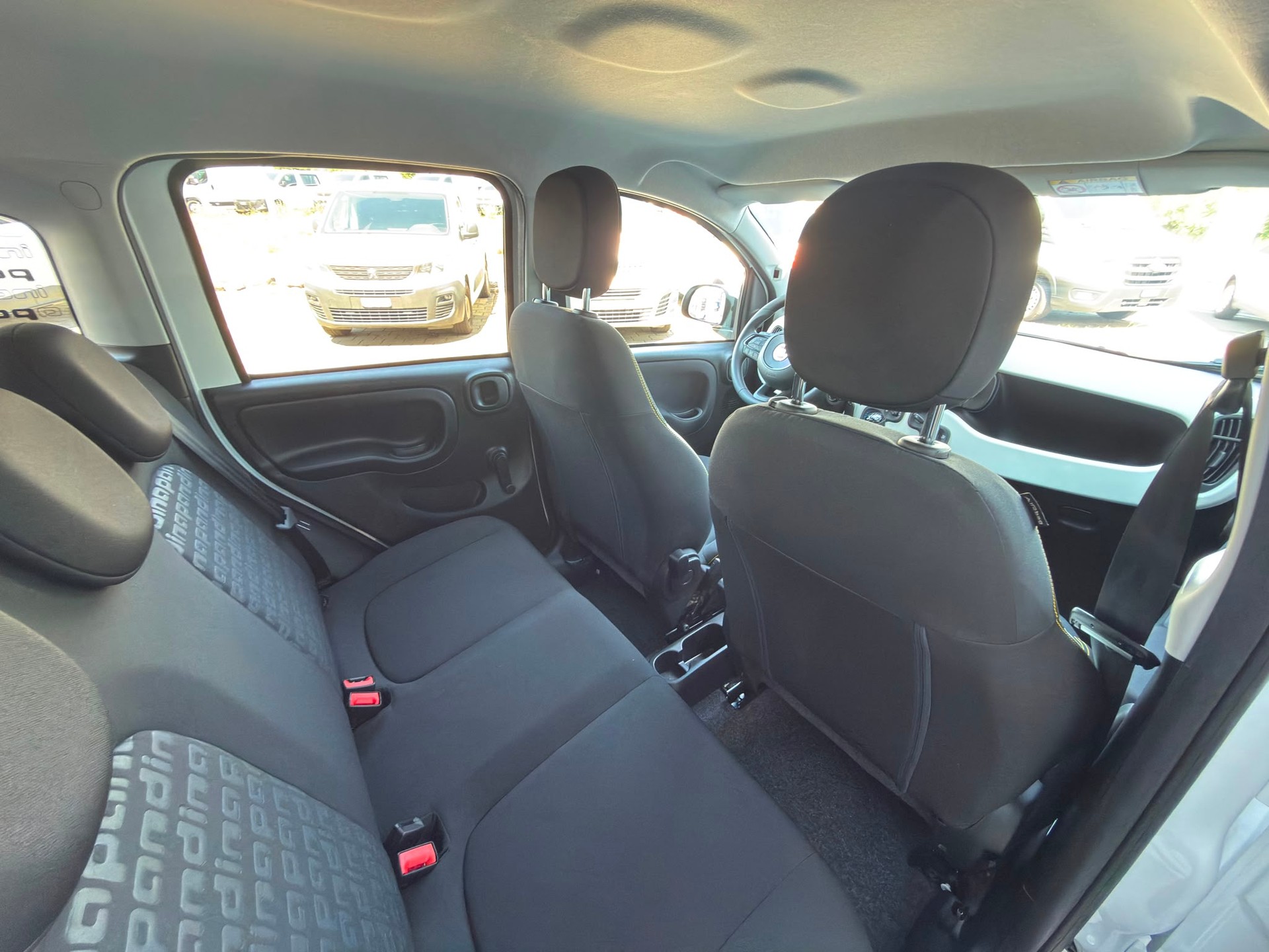 FIAT Pandina 1.0 MHEV Cross-image-9