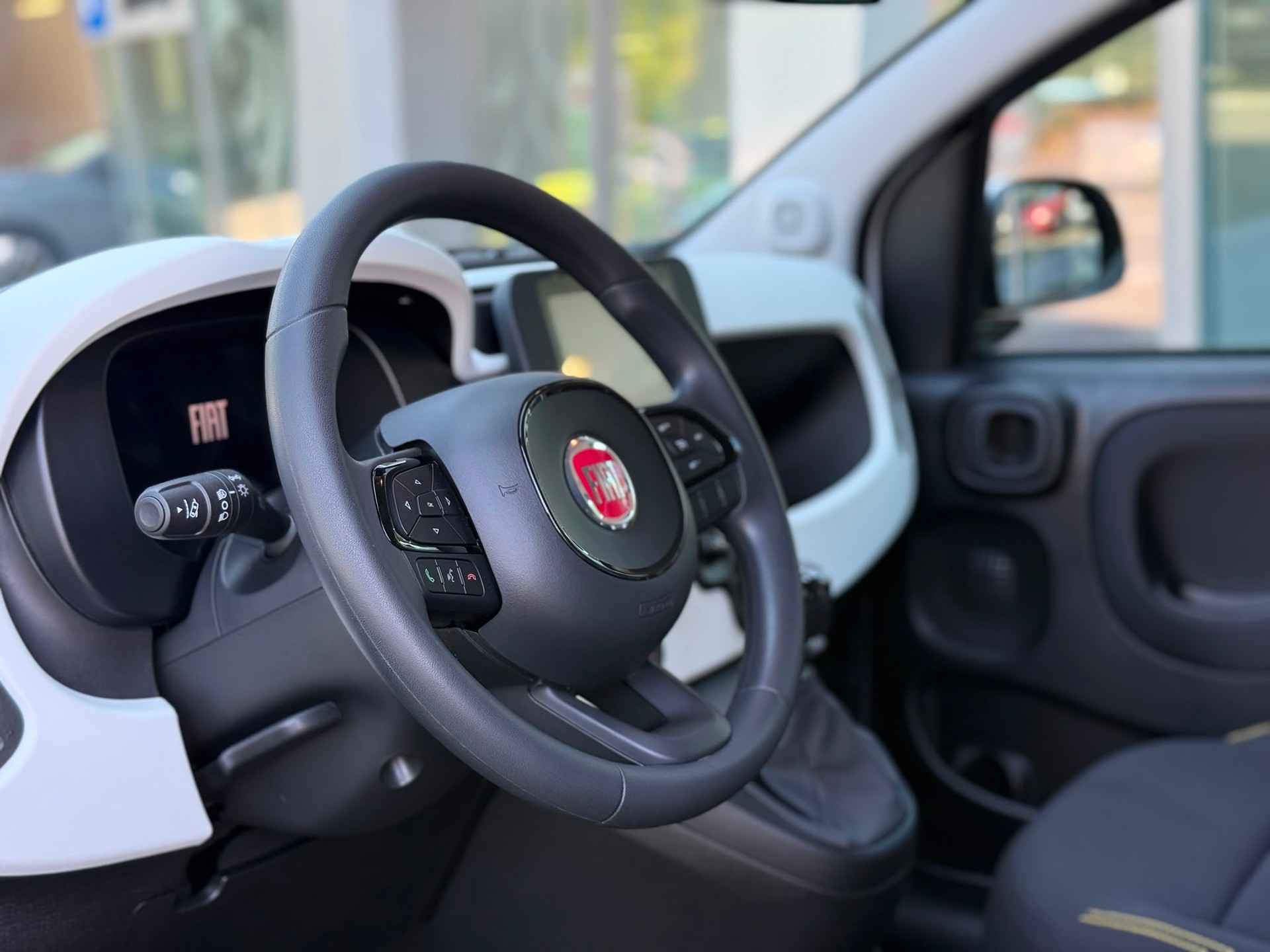 FIAT Pandina 1.0 MHEV Cross-image-5