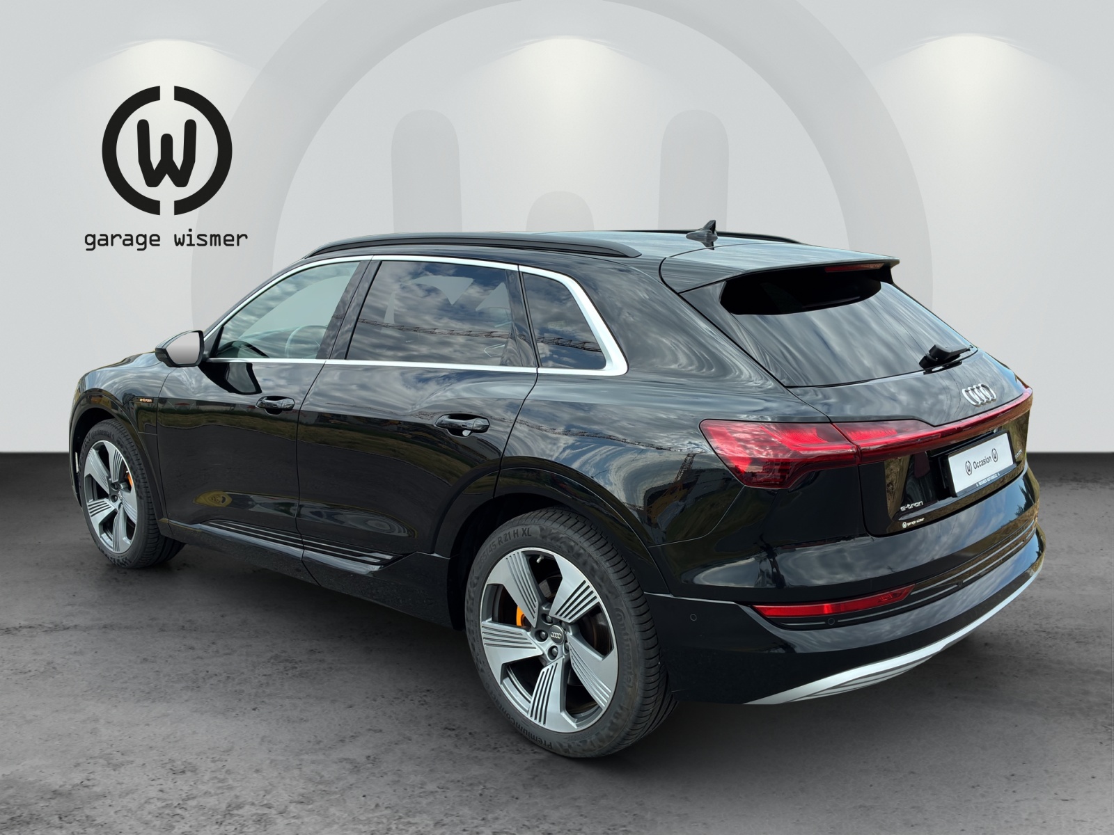 AUDI e-tron 55 Advanced quattro-showroom-element-2