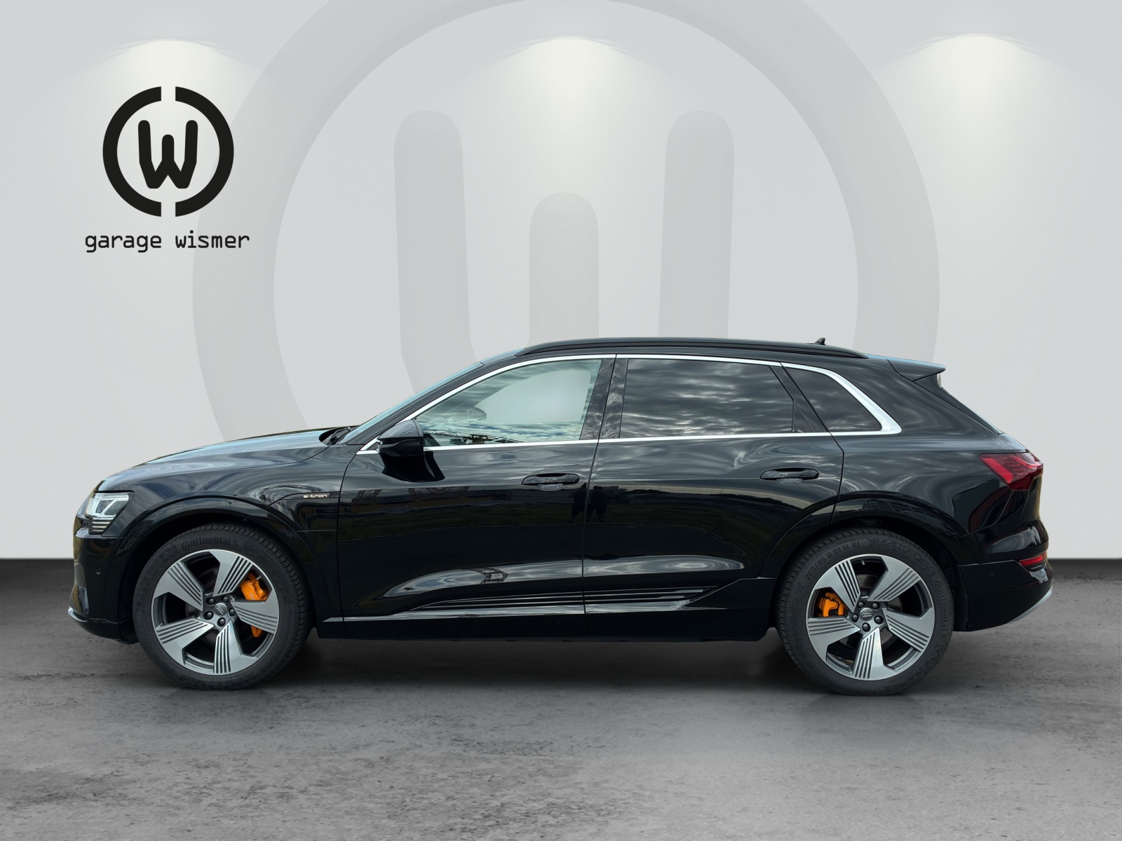 AUDI e-tron 55 Advanced quattro-showroom-element-1