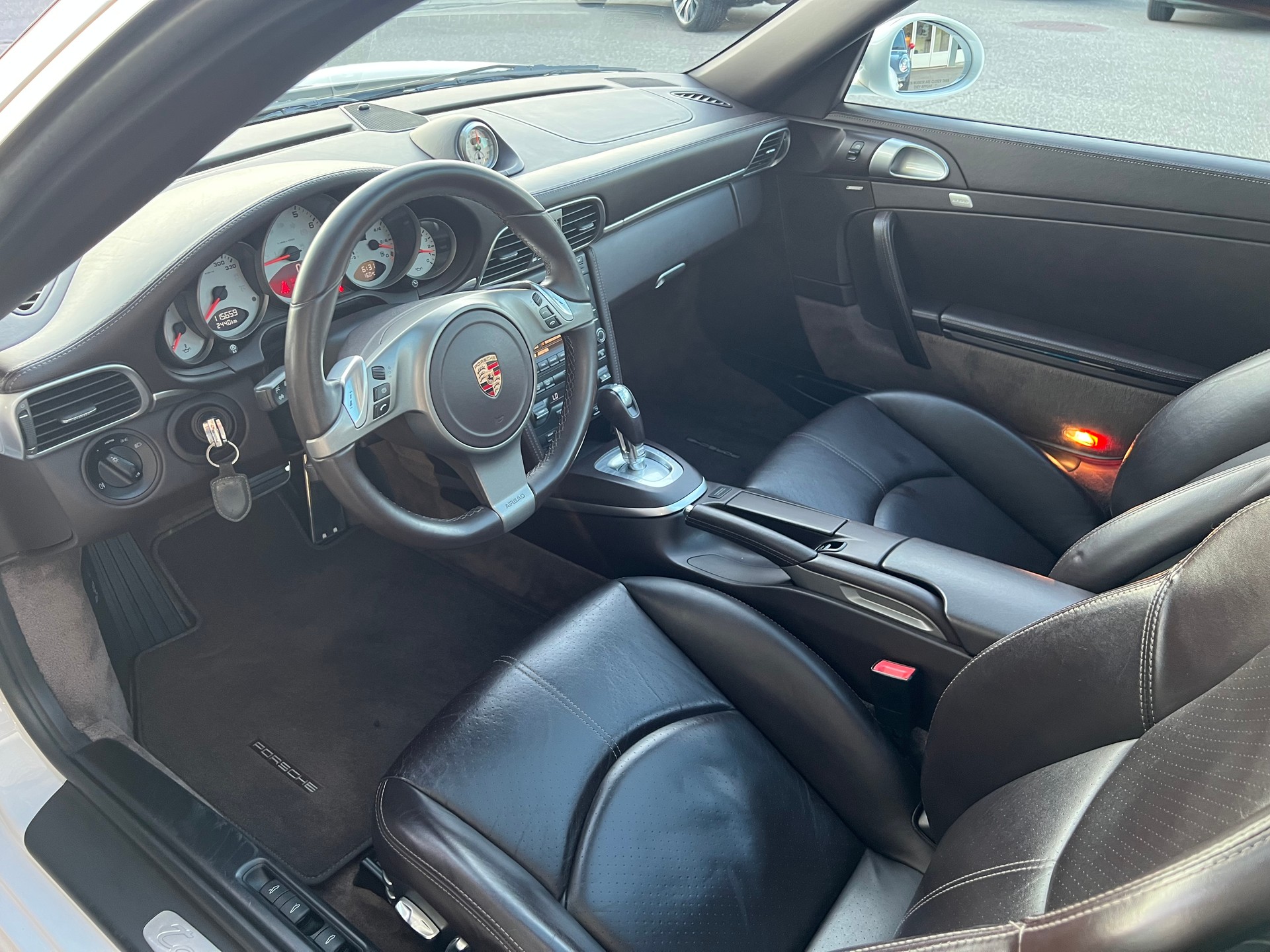 PORSCHE 911 Targa 4S PDK 991.2-image-8
