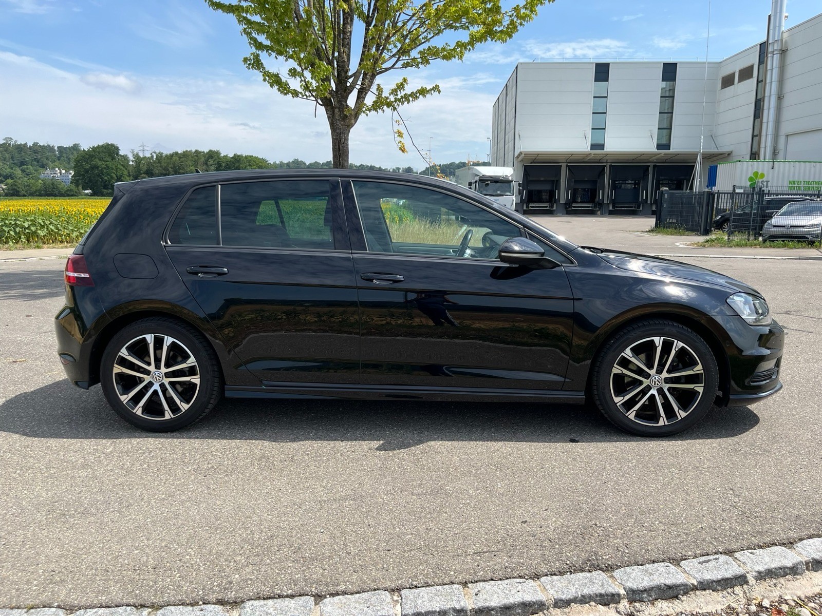 VW Golf 1.4 TSI Start DSG-image-1