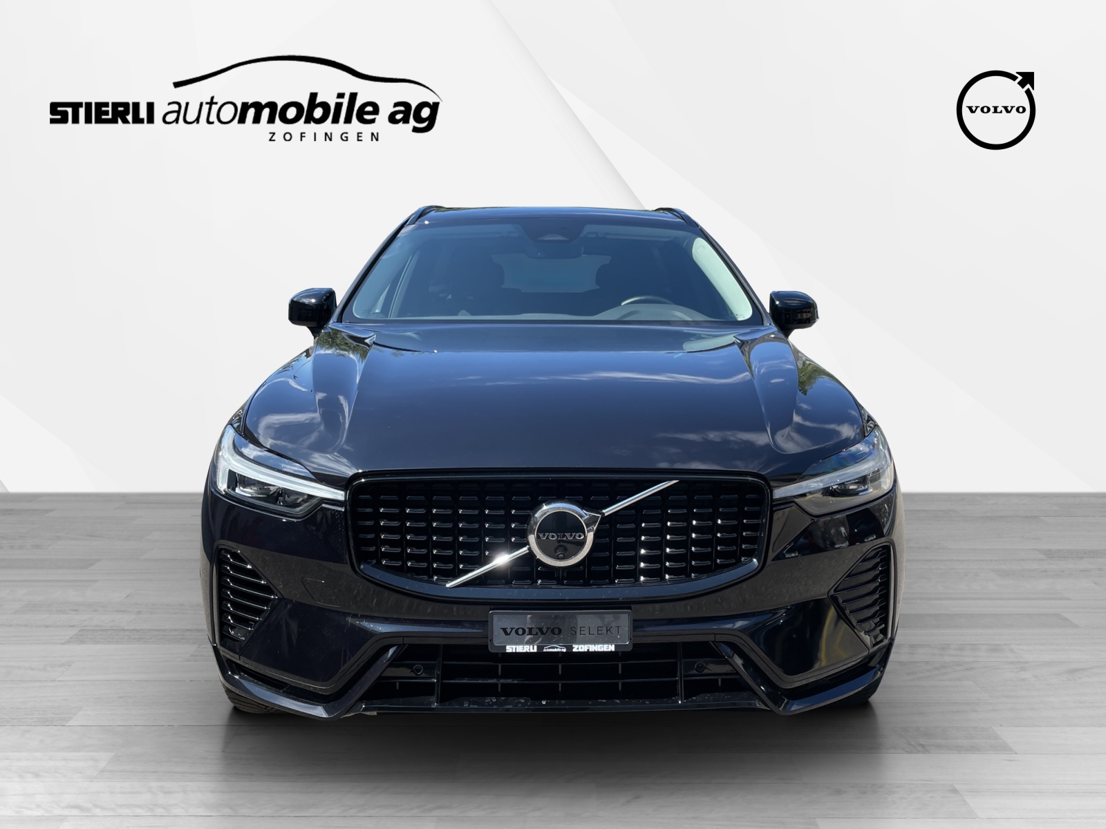 VOLVO XC60 2.0 T6 TE Plus Dark eAWD-showroom-element-1