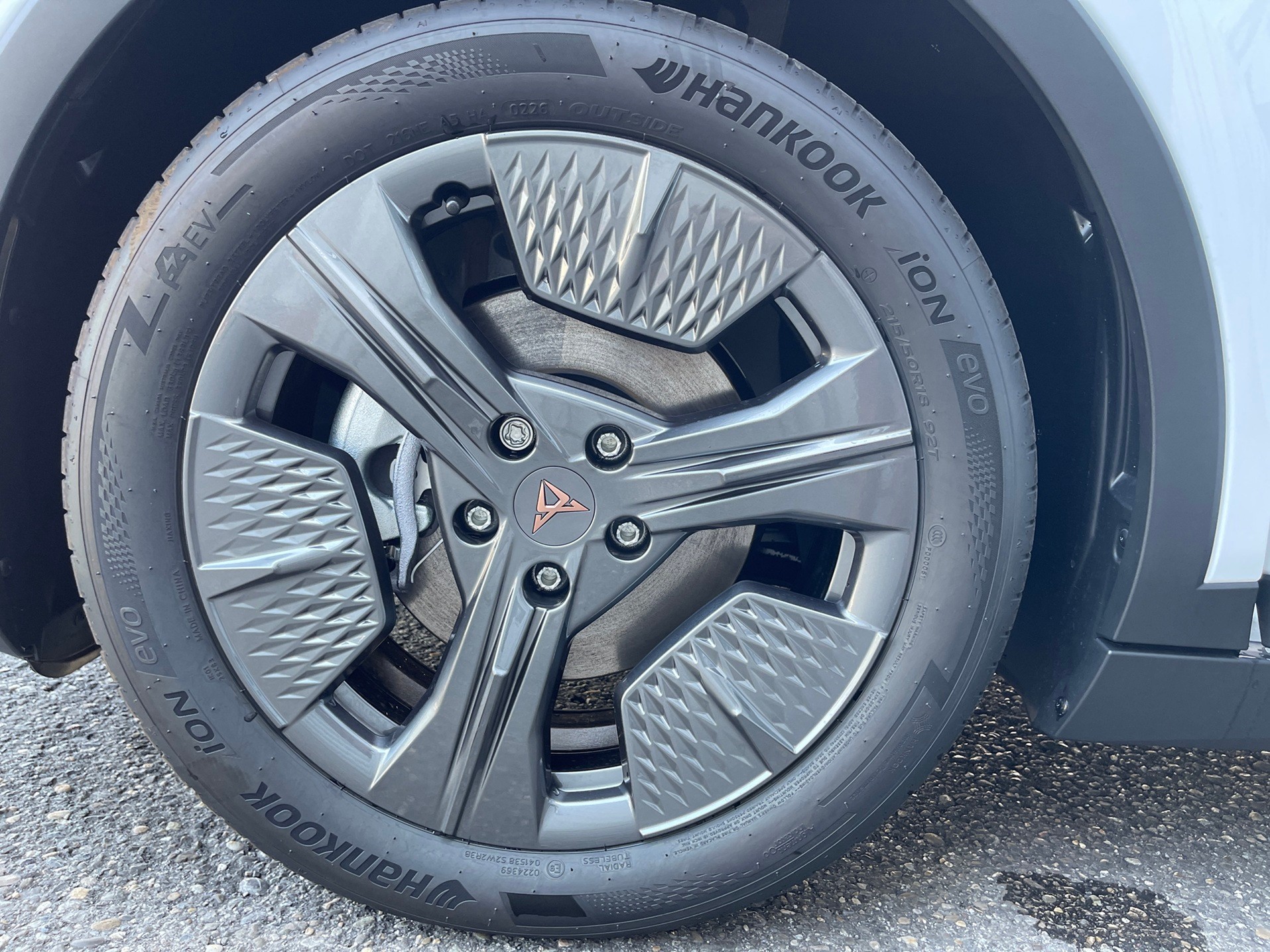 CUPRA Raval 52 kWh Dynamic Launch Edition-image-8