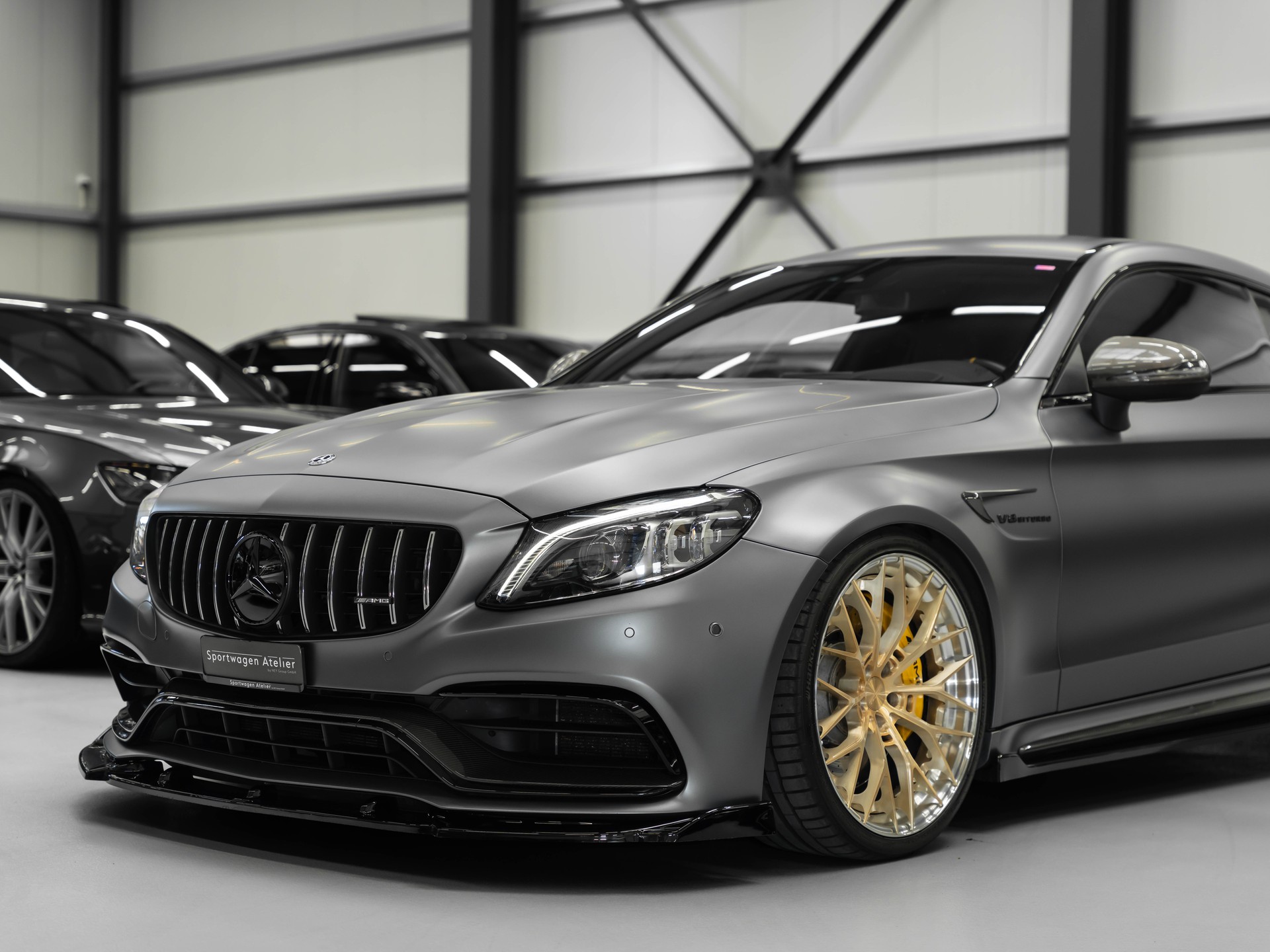MERCEDES-BENZ C 63 S AMG 9G-tronic-image-12