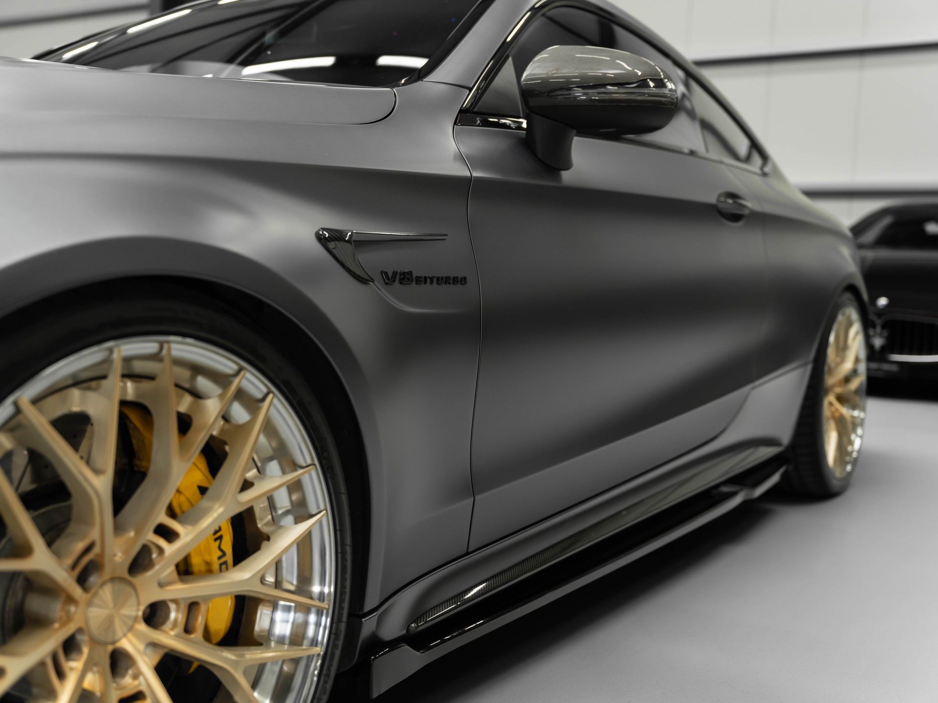 MERCEDES-BENZ C 63 S AMG 9G-tronic-image-14