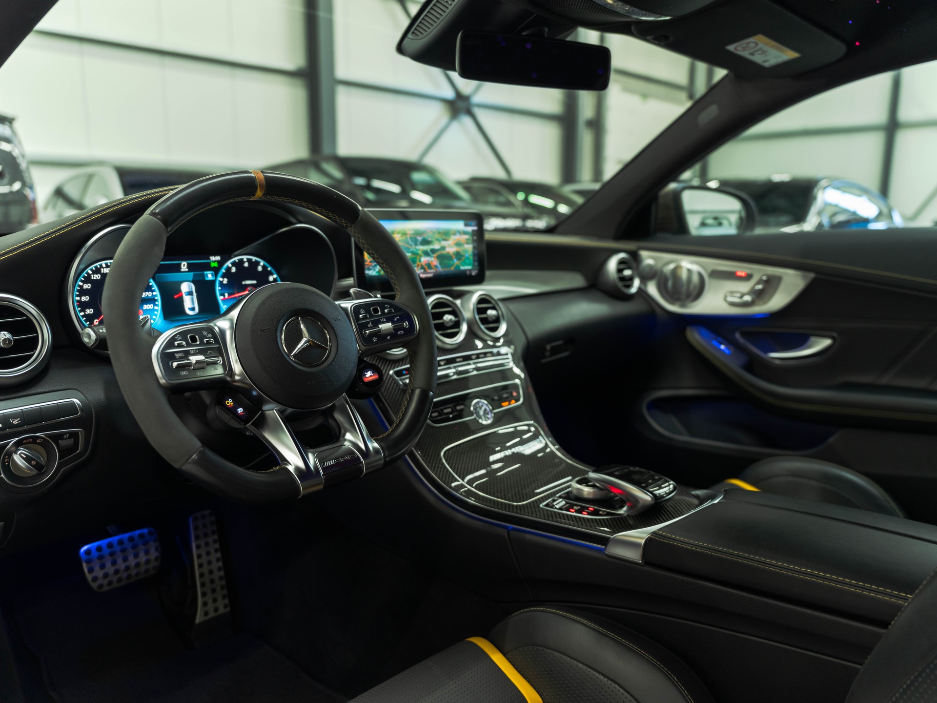MERCEDES-BENZ C 63 S AMG 9G-tronic-image-7