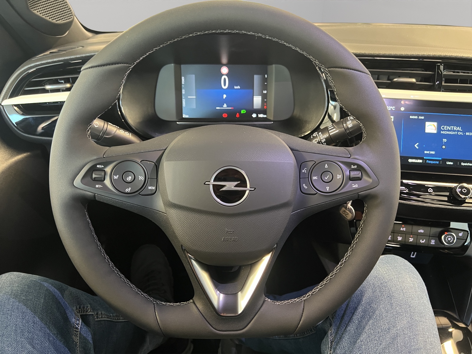OPEL Corsa 1.2 T Hybrid Viva-image-6