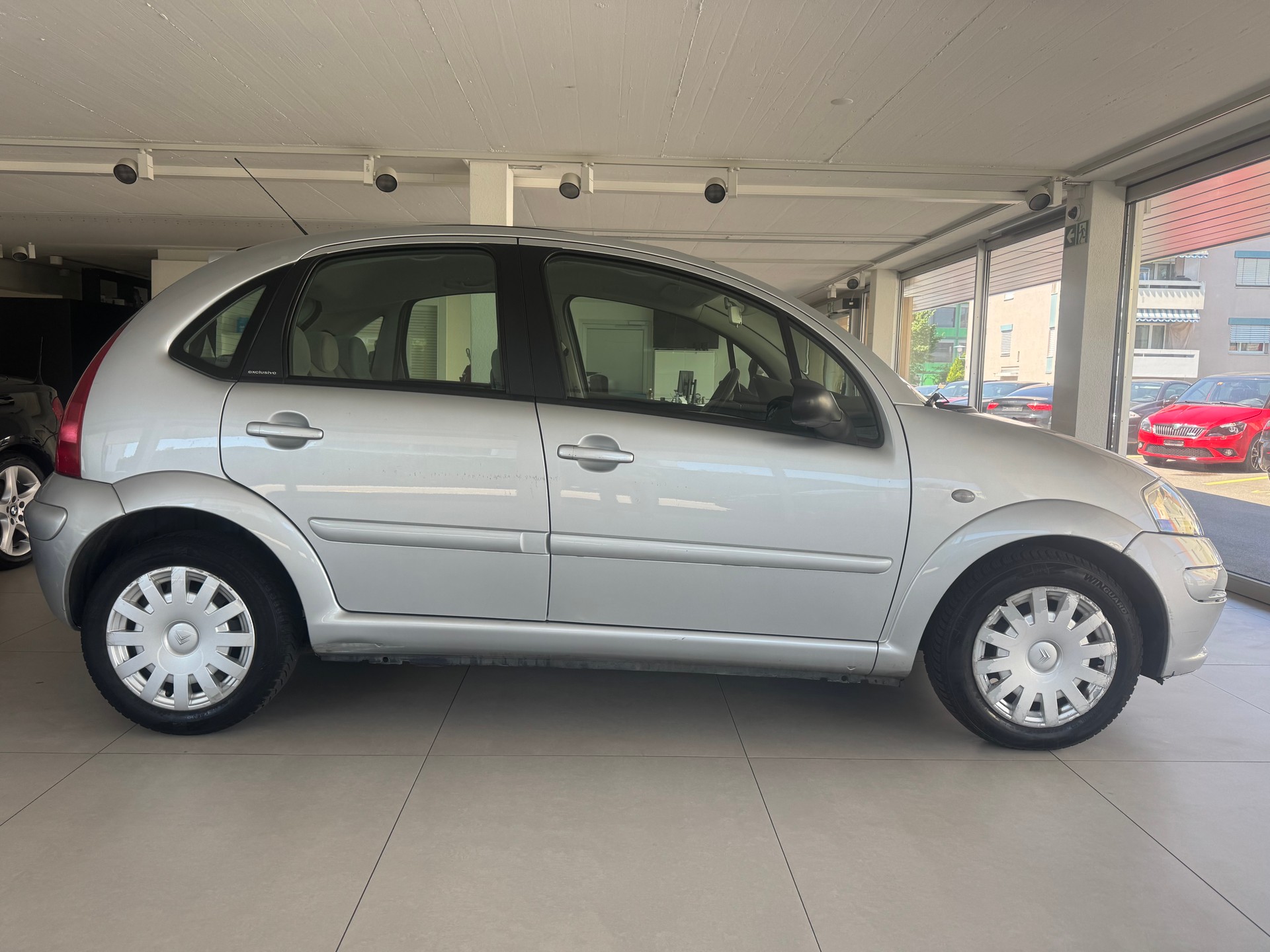 CITROEN C3 1.4i Exclusive-showroom-element-3