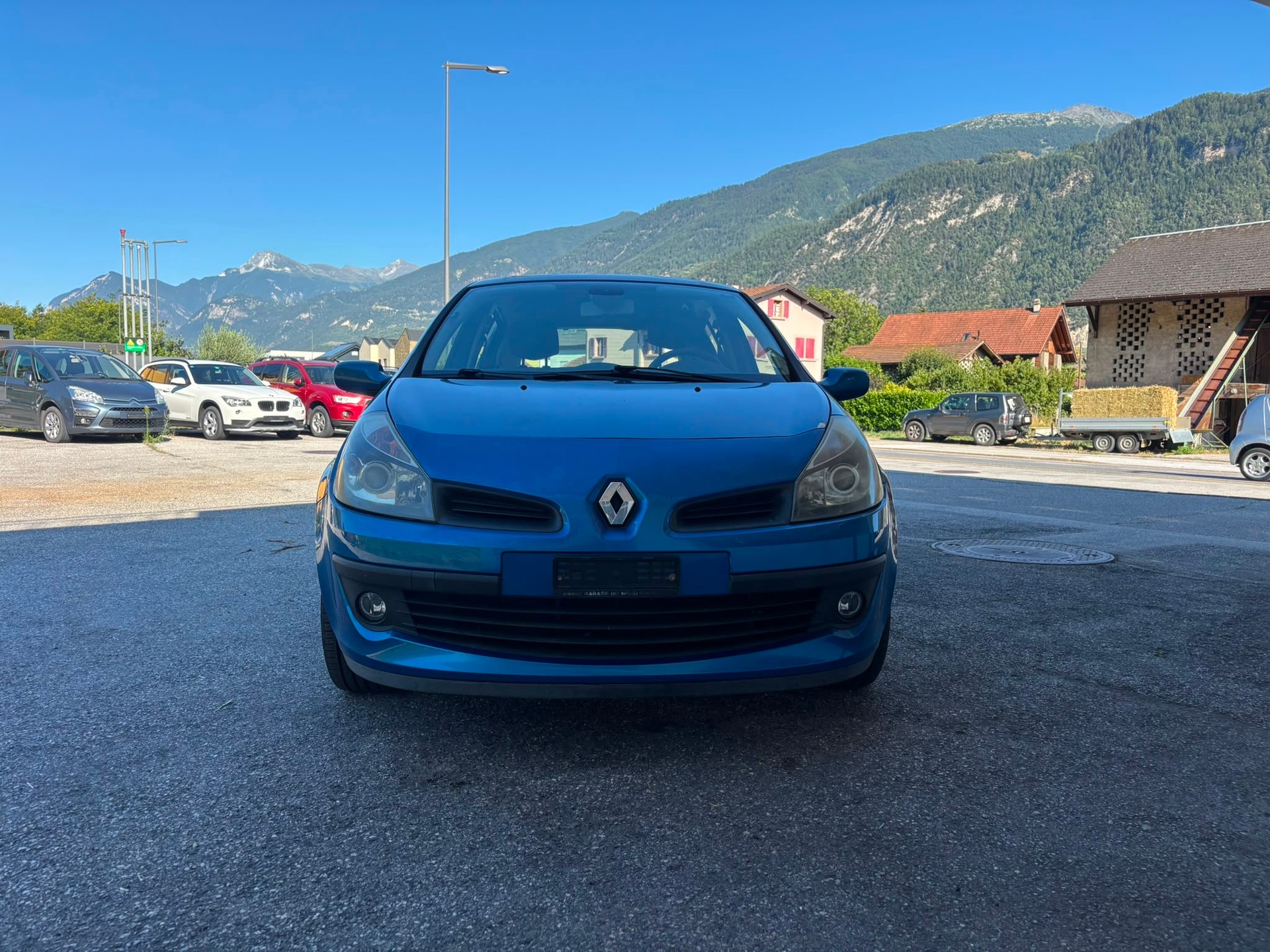 RENAULT Clio 1.6 16V Dynamique