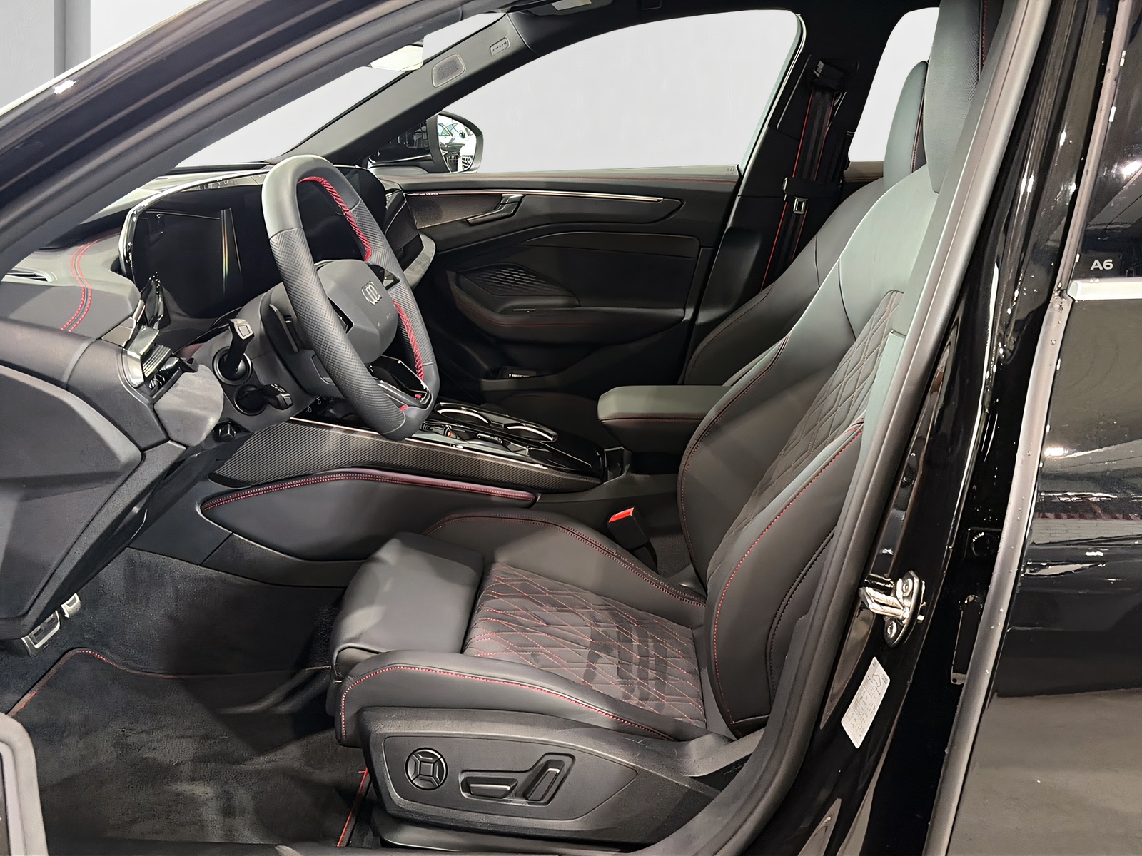 AUDI A6 Limousine TFSI quattro 270 kW**Panodach,S-Sportsitze,,B&O Sound, (5-Jahre Garantie),Np.129'000.-**-image-6