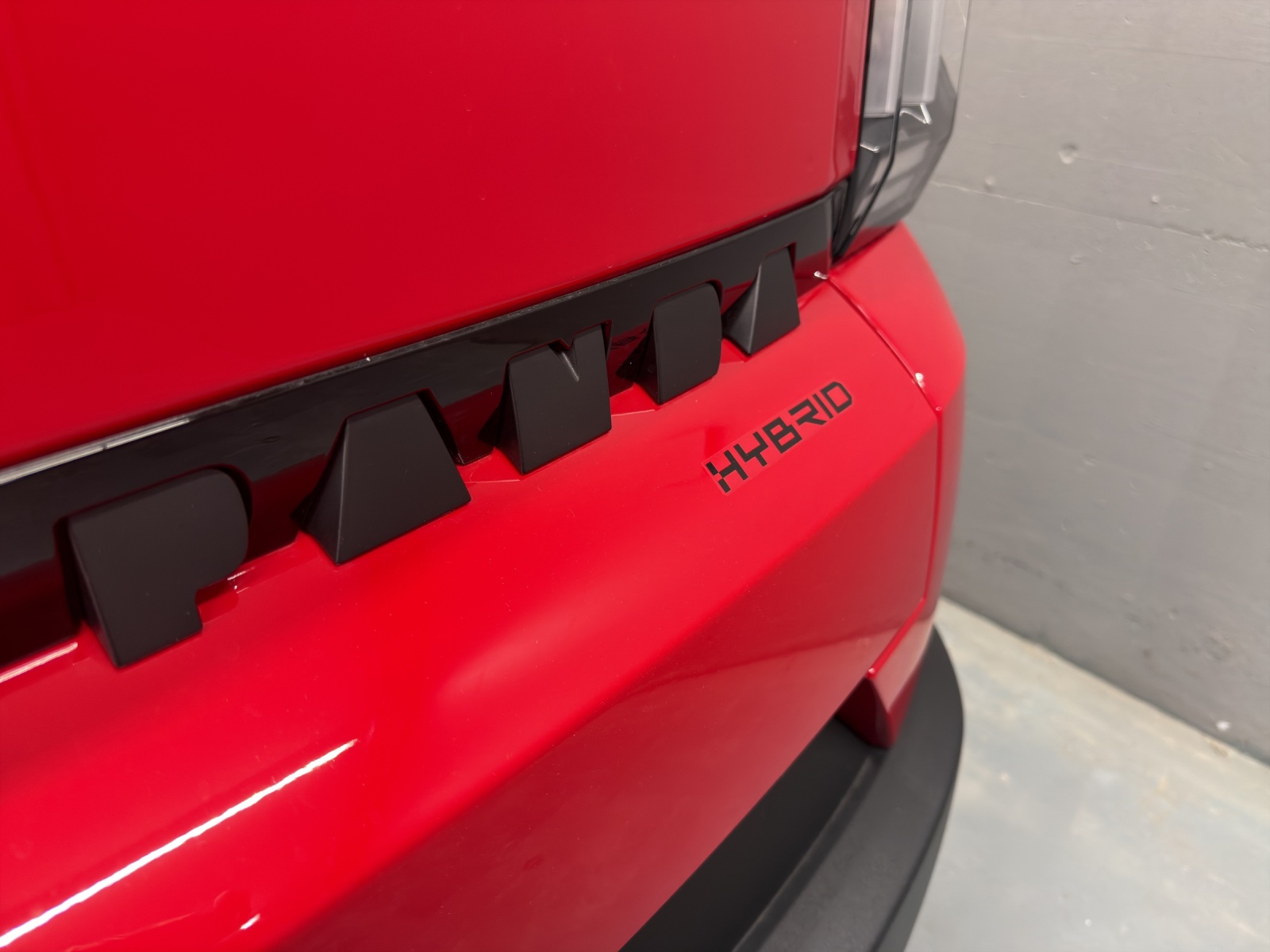 FIAT Grande Panda 1.2 Hybrid La Prima-image-11