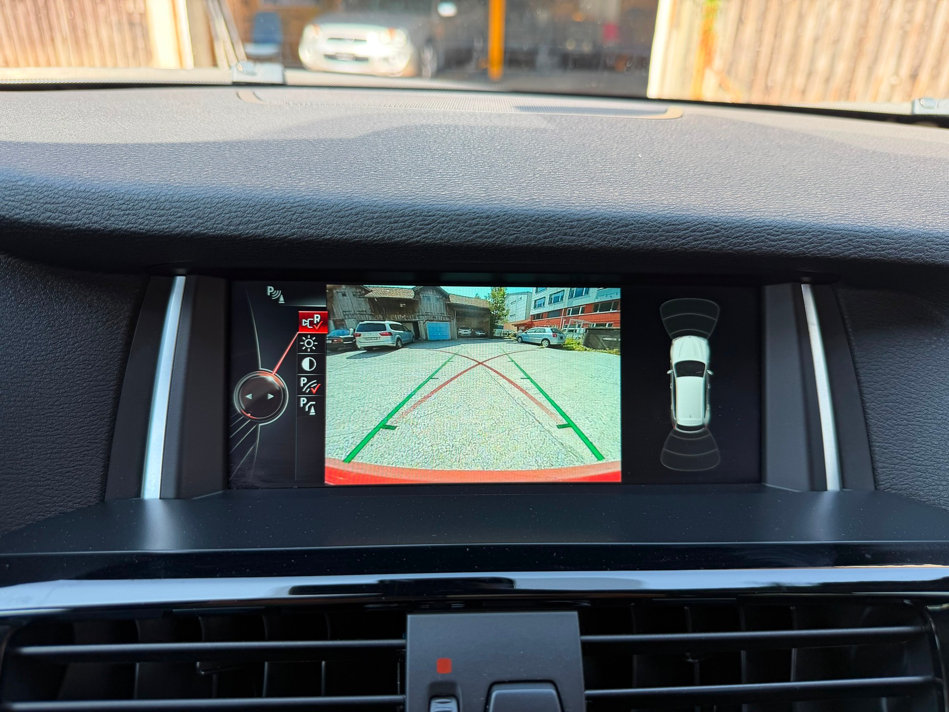 BMW X3 xDrive 35i Steptronic-image-16