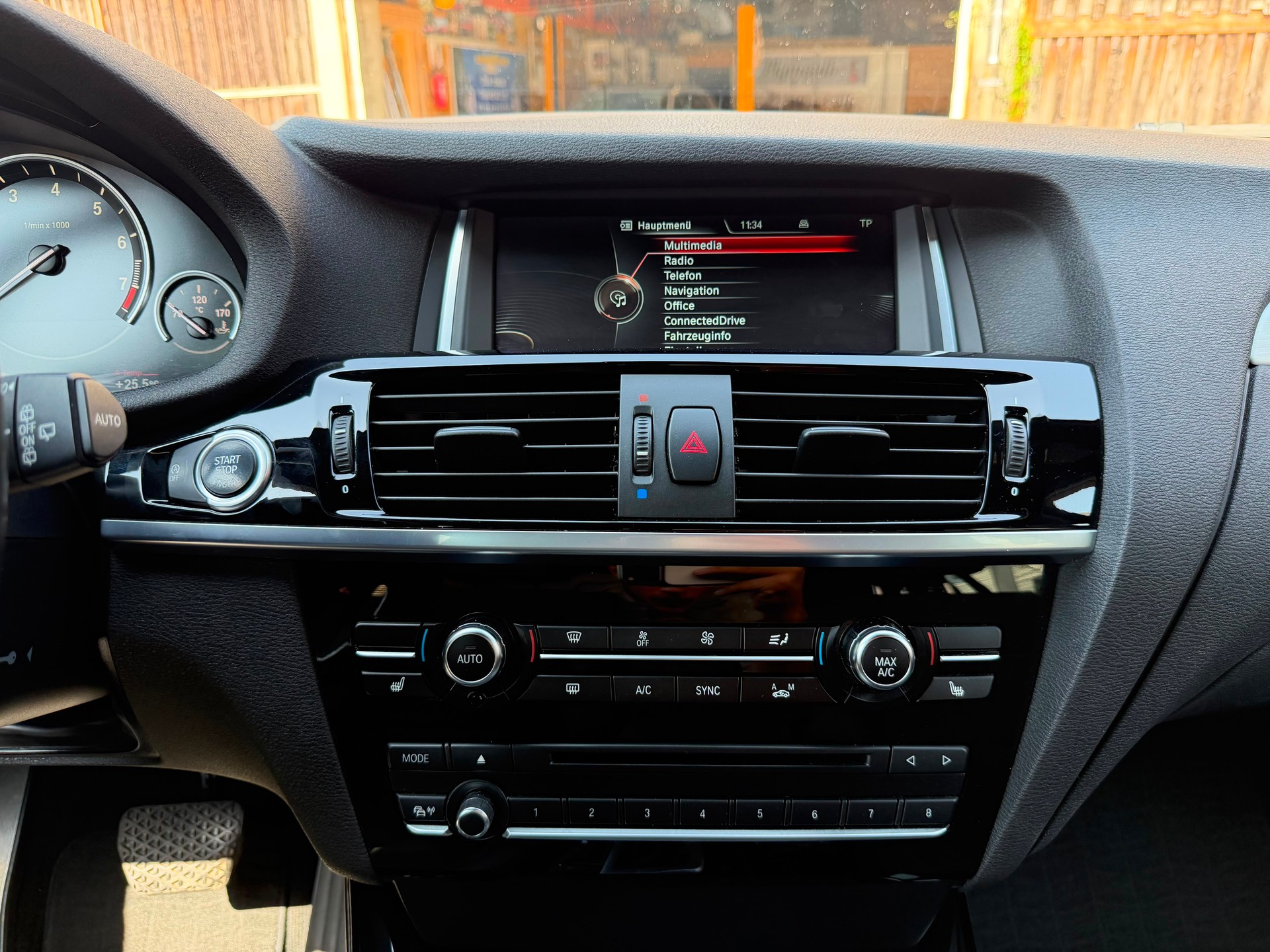 BMW X3 xDrive 35i Steptronic-image-11