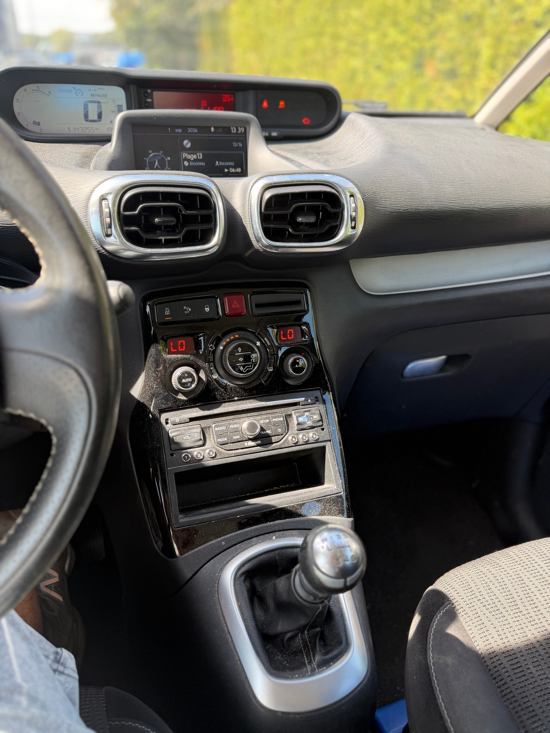 CITROEN C3 Picasso 1.6 HDi Séduction-image-9