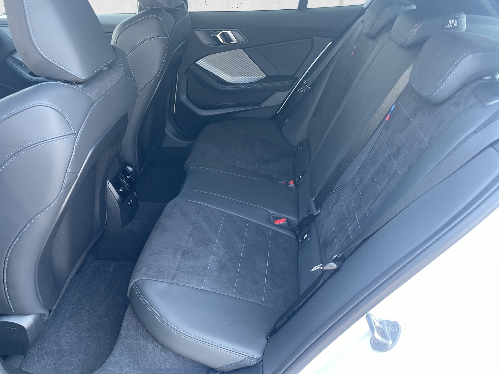BMW M135 x Drive / 0.0% Leasing-image-13
