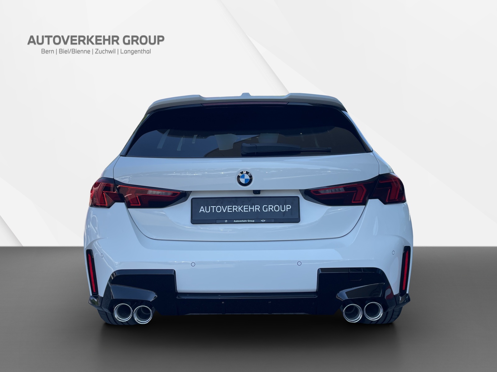 BMW M135 x Drive / 0.0% Leasing-image-4