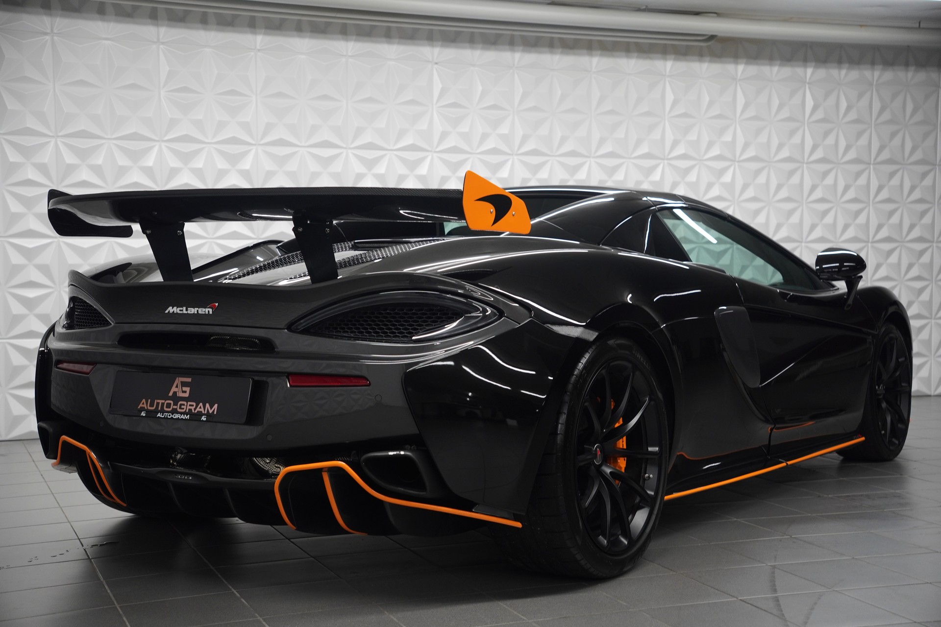 McLAREN 570S Spider 3.8 V8 SSG-image-4