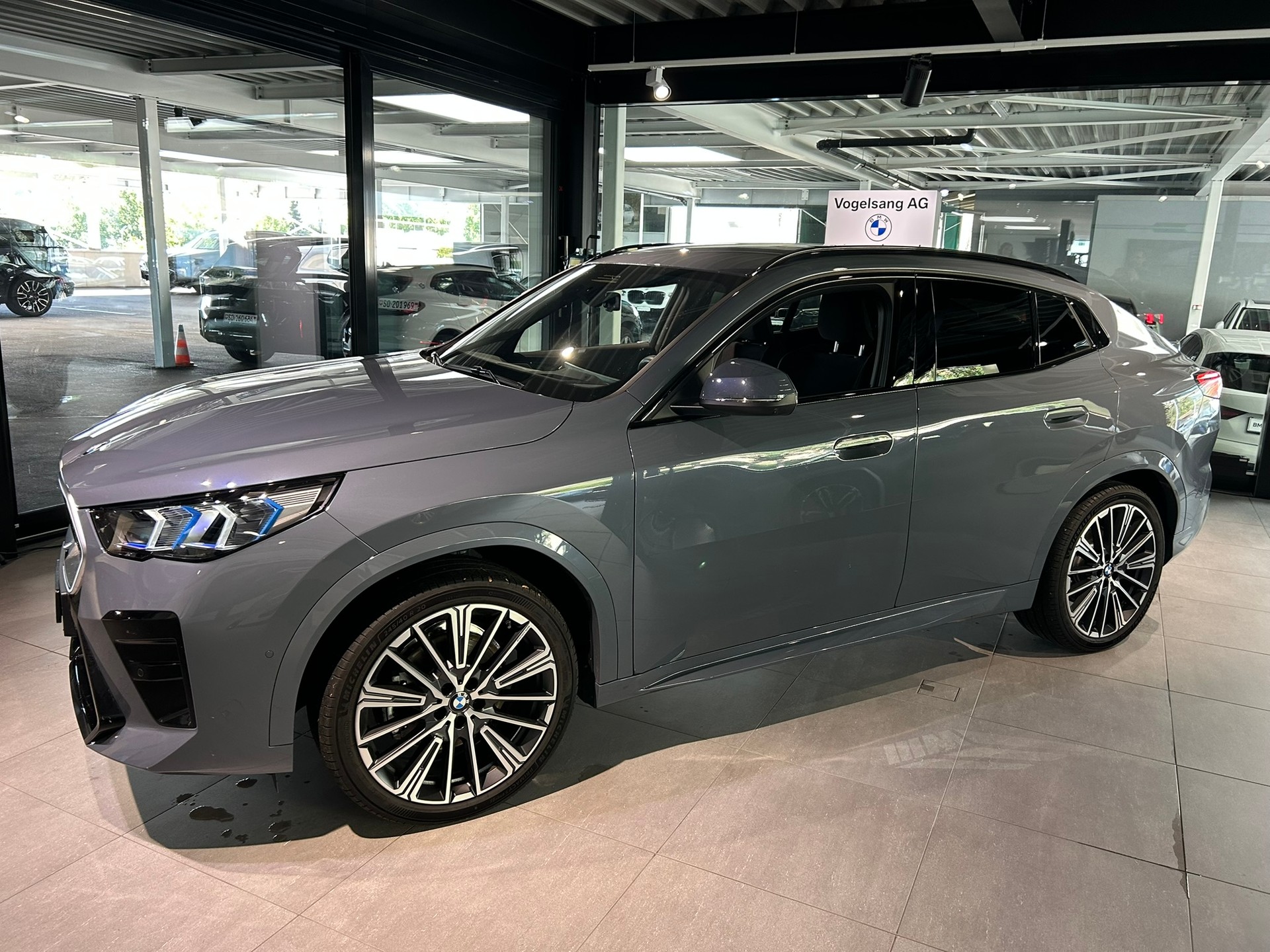 BMW iX2 xDrive 30 Edition M Sport