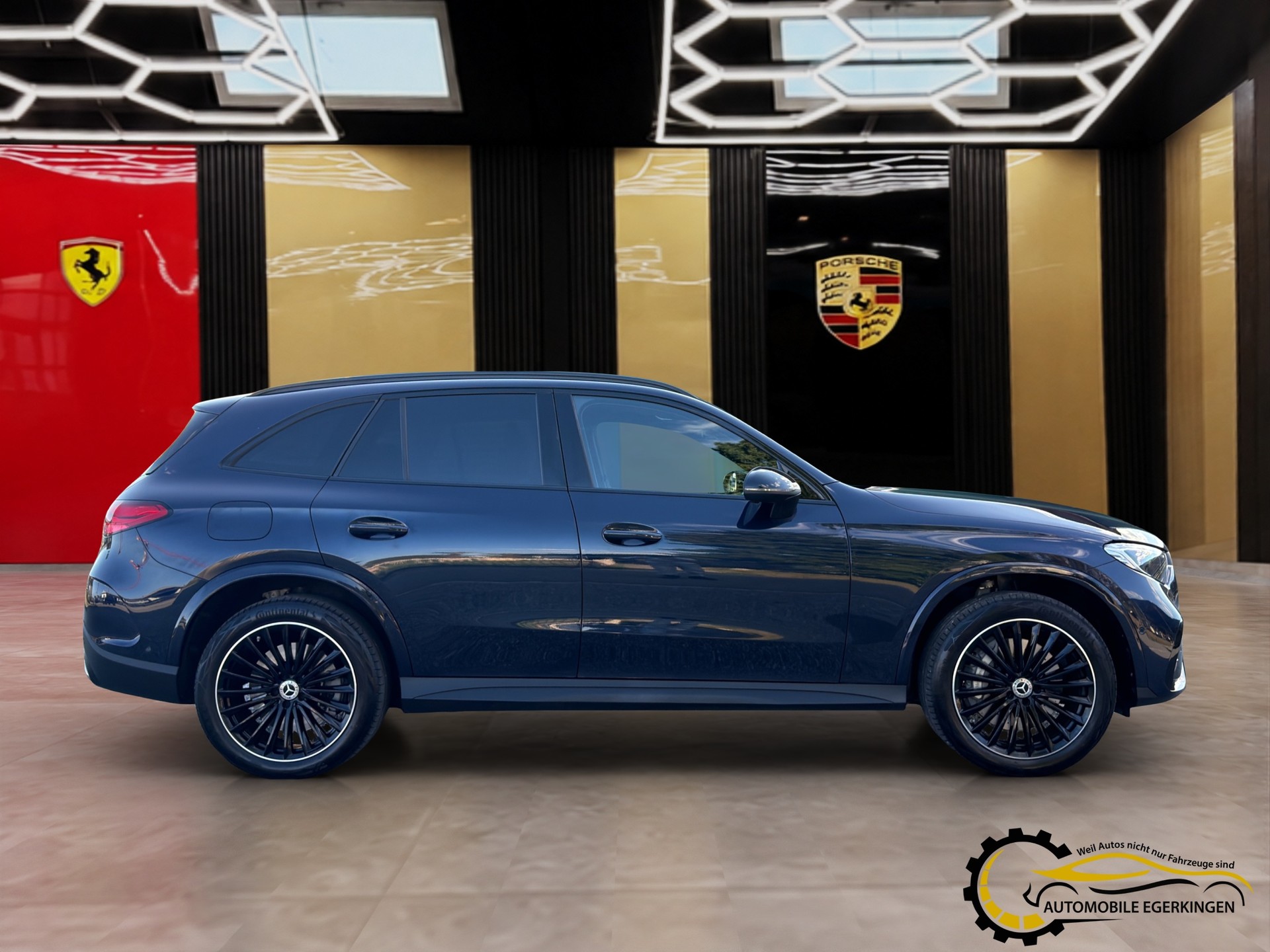 MERCEDES-BENZ GLC 400 e AMG Line 4matic-showroom-element-3