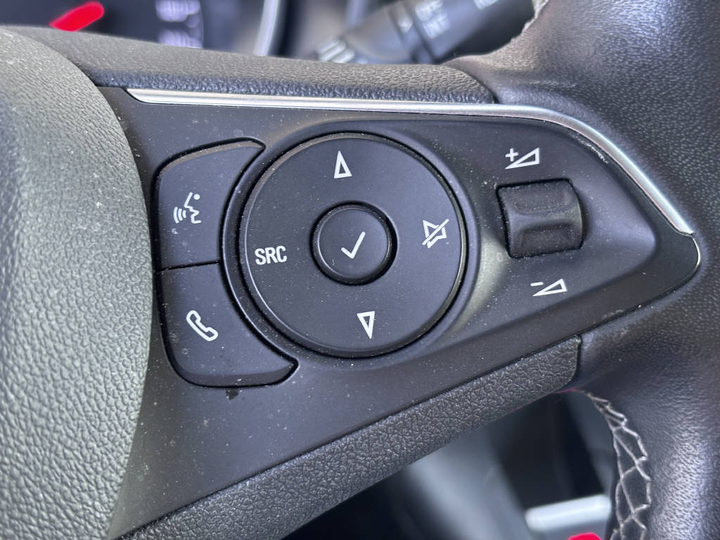 OPEL Combo Life 1.5 D Ultimate S/S 7 places-image-18